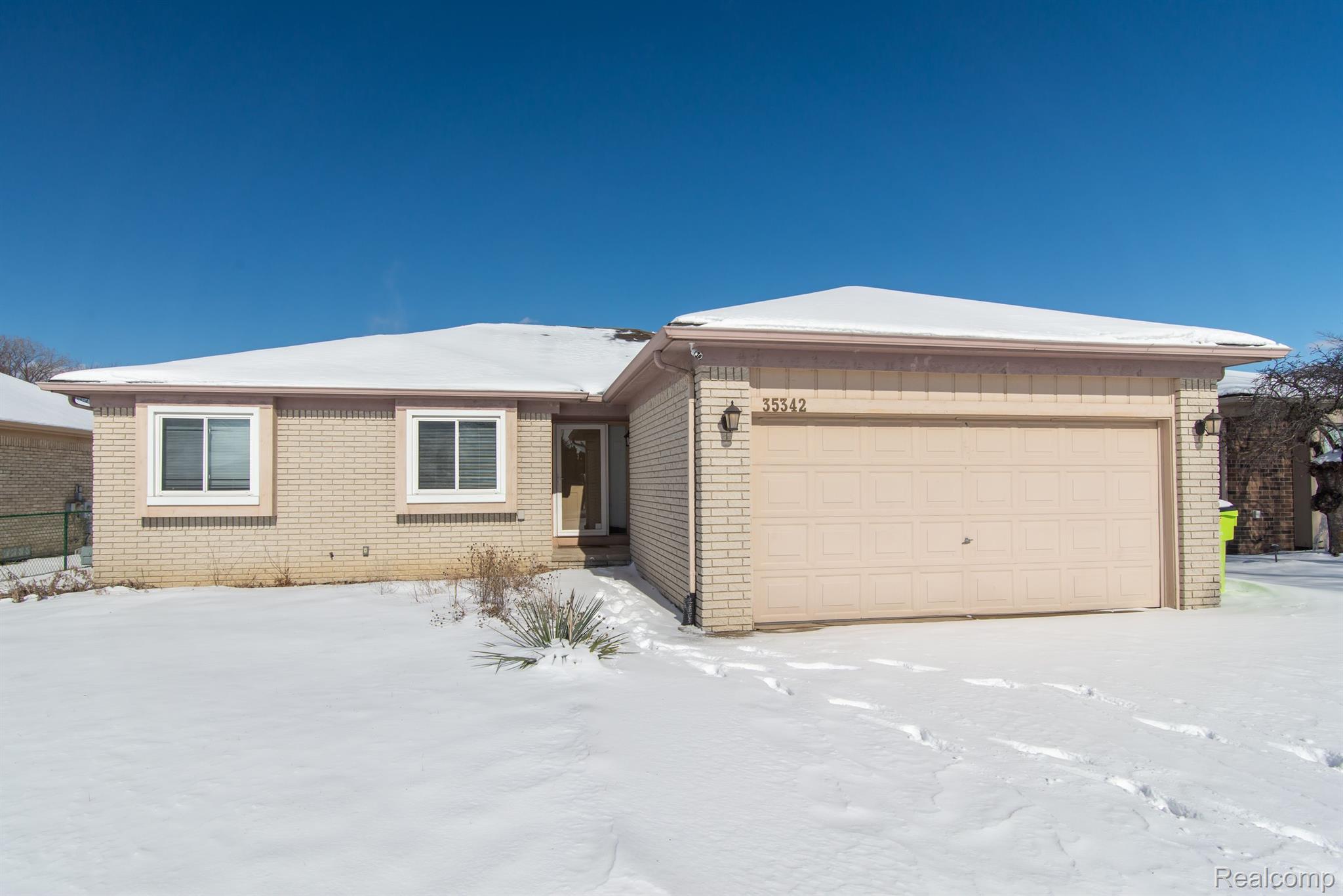 35342 WRIGHT CIR