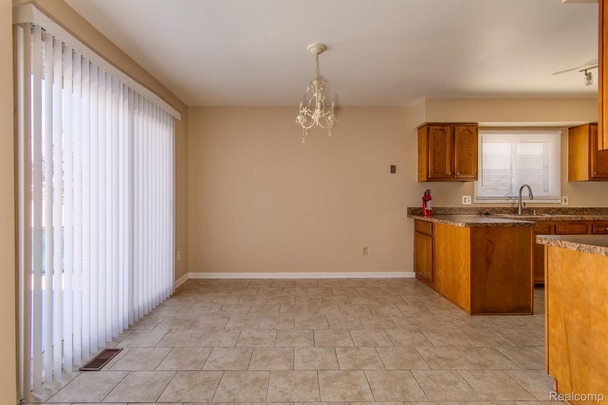 35342 WRIGHT CIR