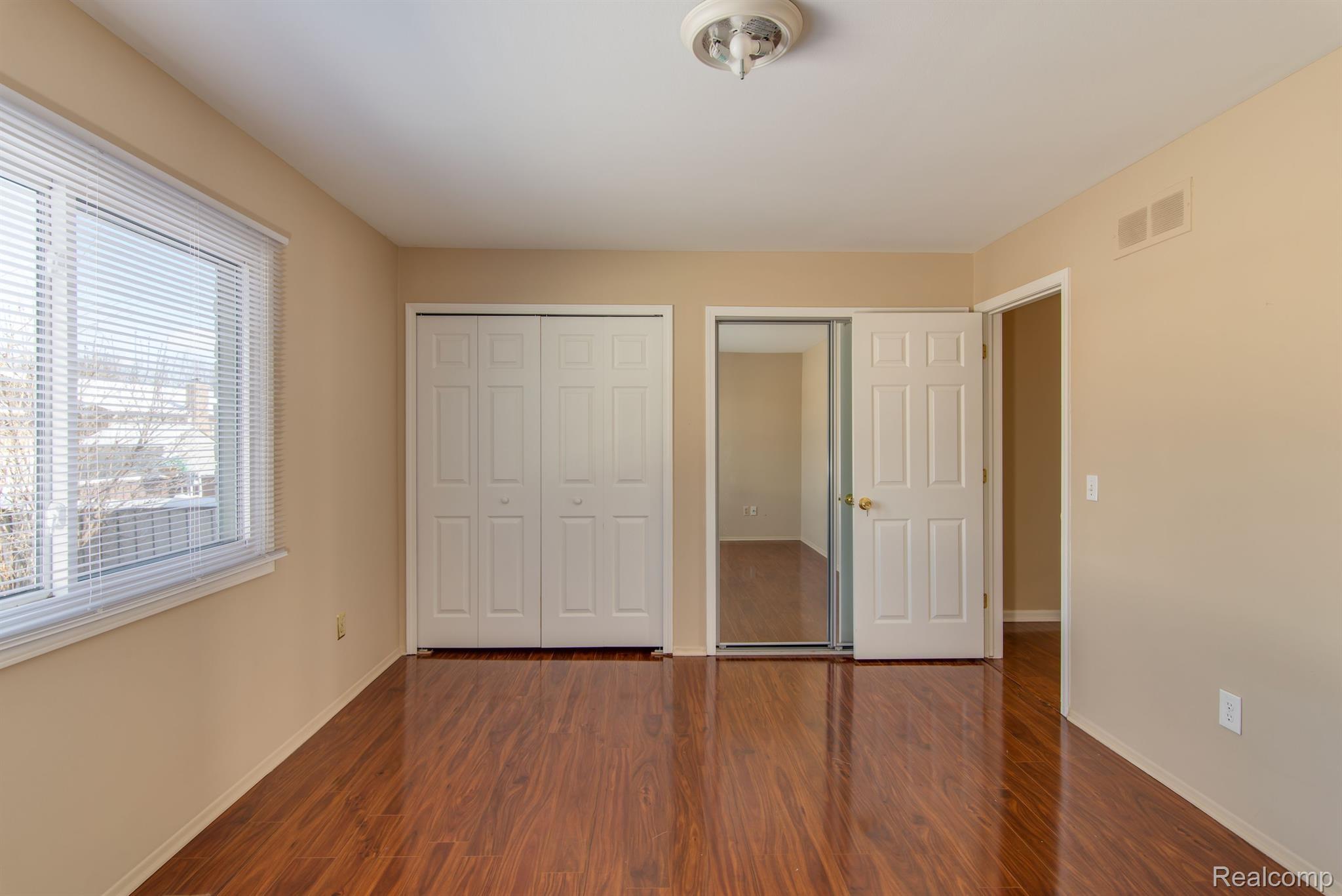35342 WRIGHT CIR