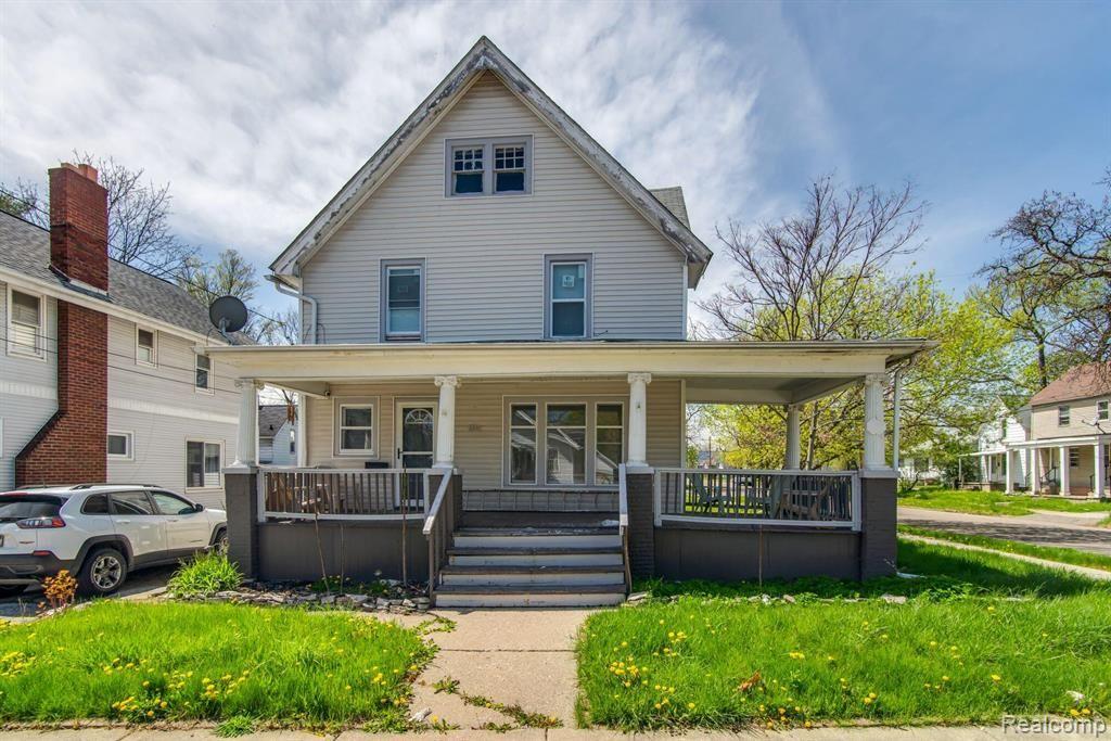 1104 PERSHING Drive