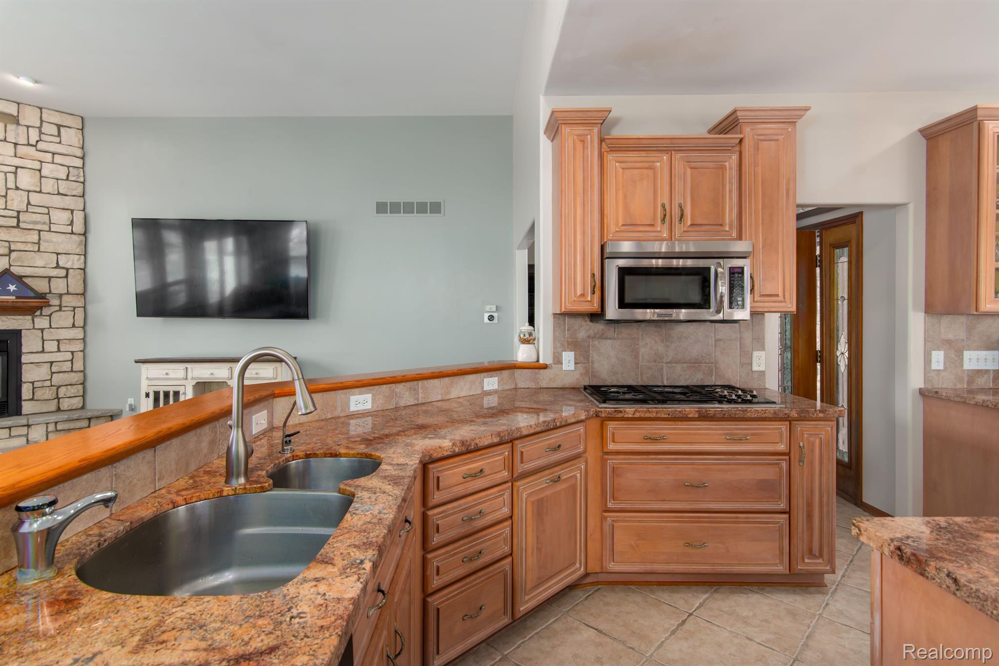 5271 WYNDEMERE Square