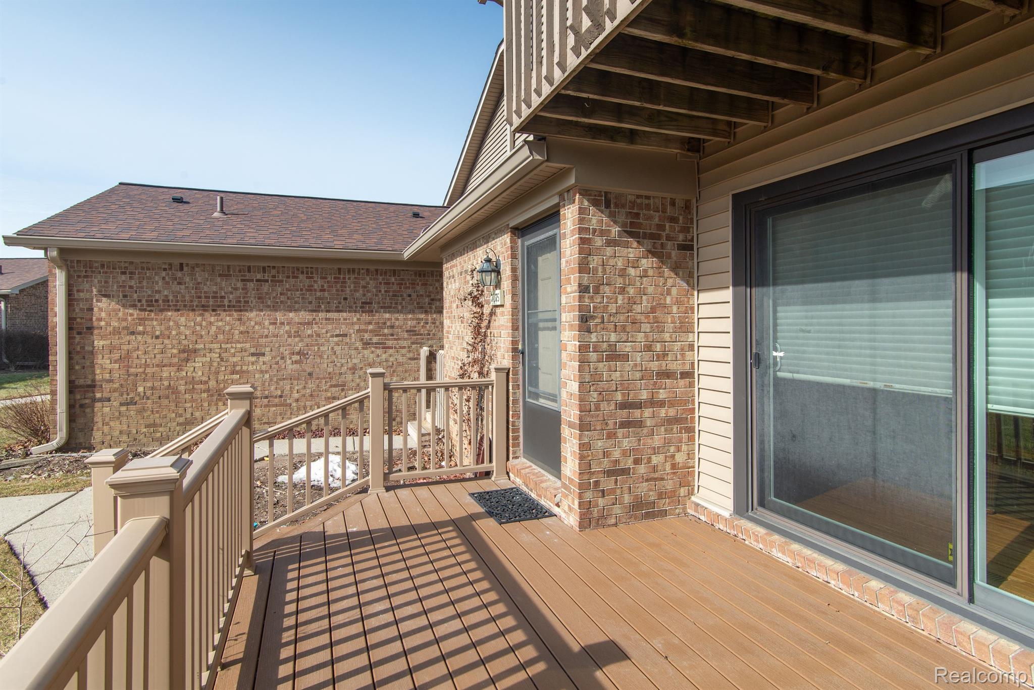 7075 ELMHURST