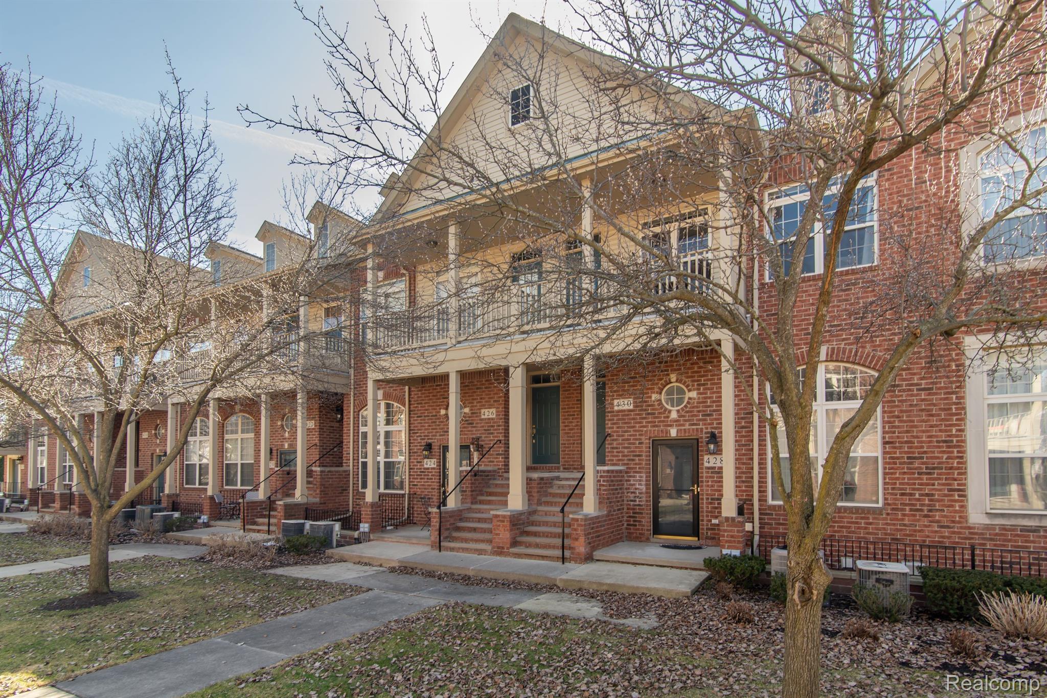 430 BOARDWALK DR 81