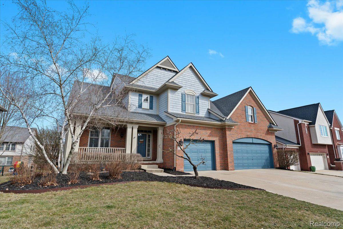 17020 CARRIAGE WAY