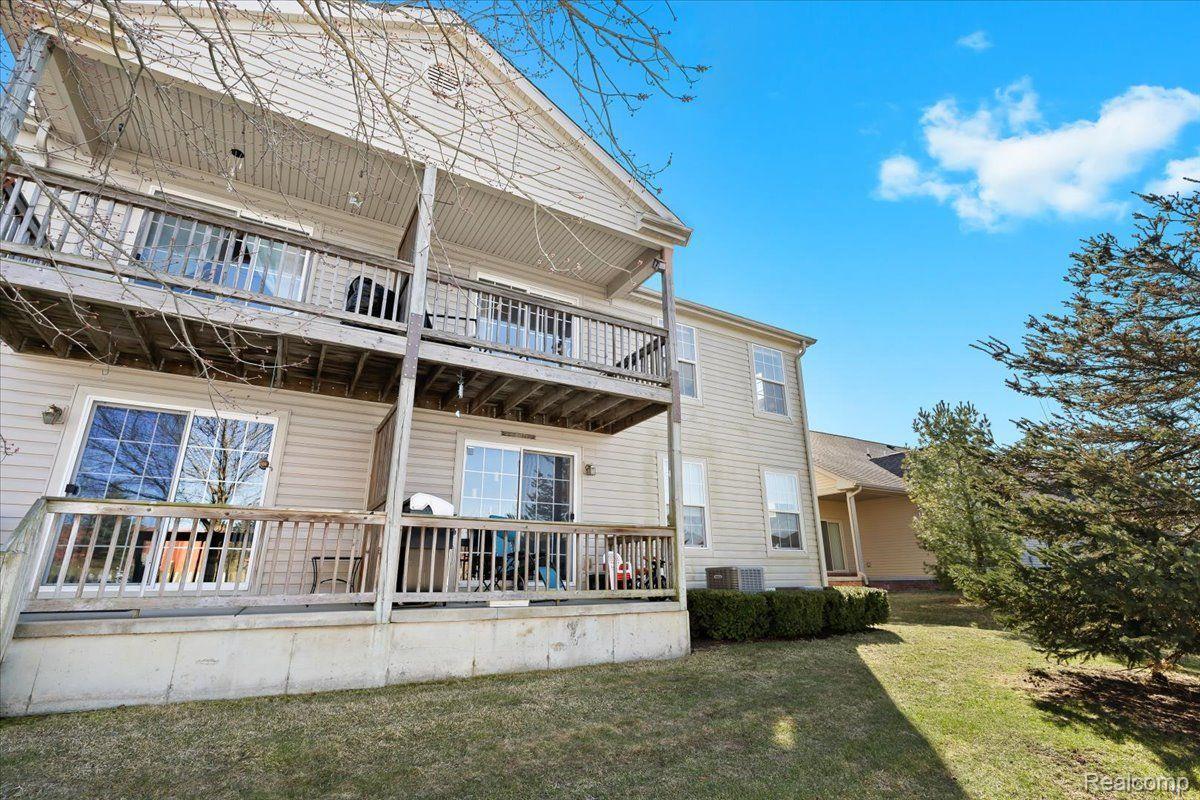273 VICTORIA DR