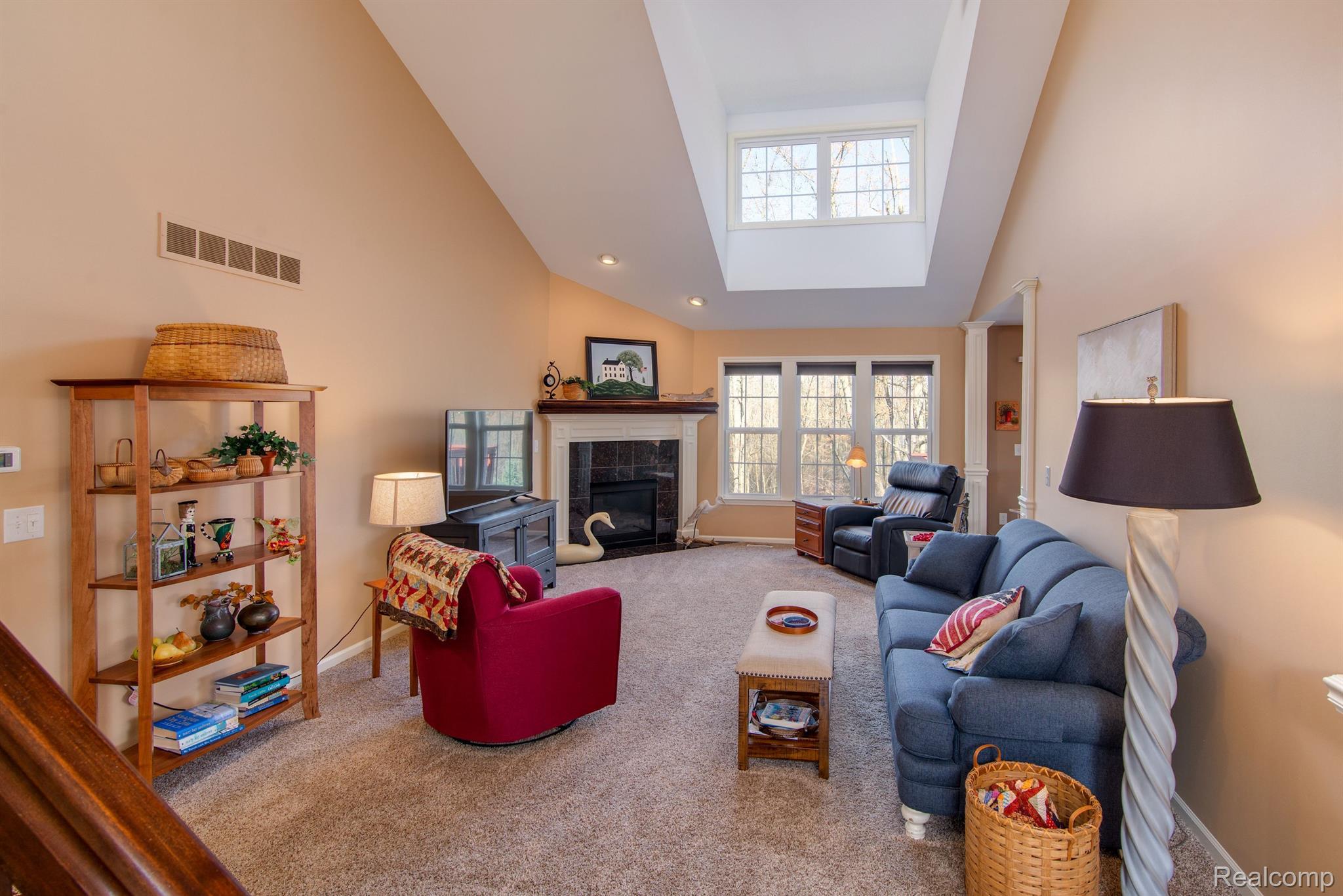 1754 GENOA CIR