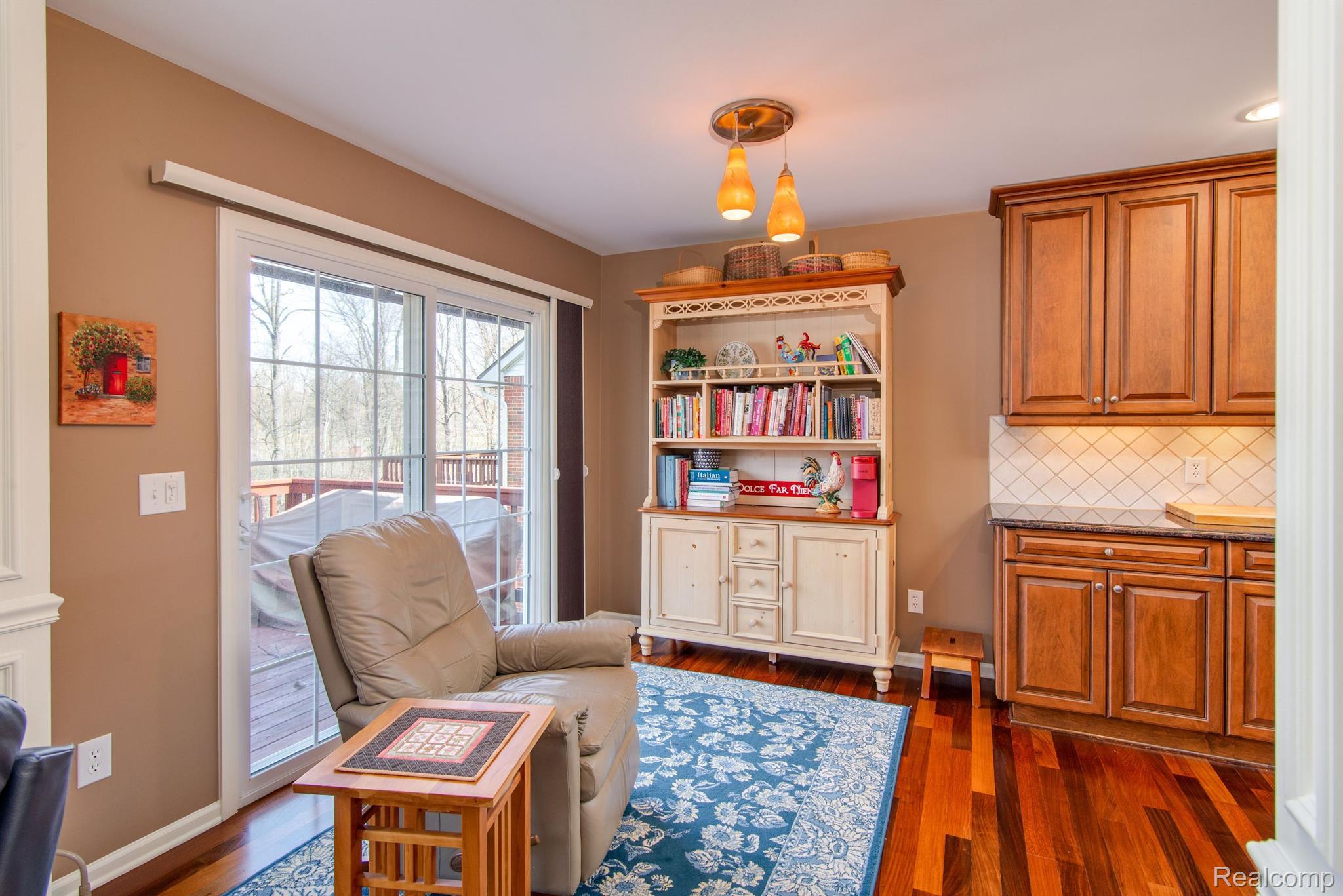1754 GENOA CIR