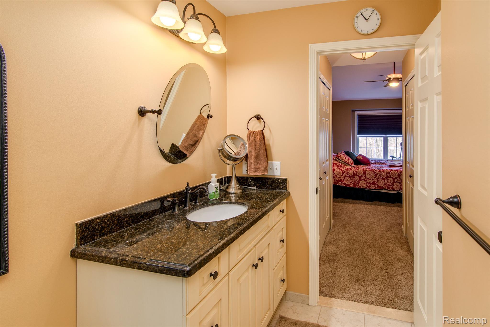 1754 GENOA CIR