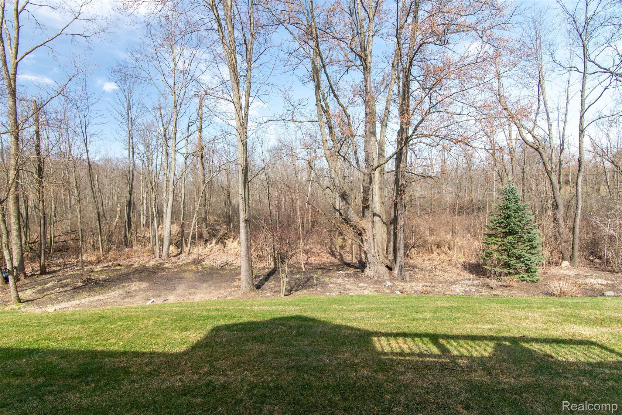 1754 GENOA CIR