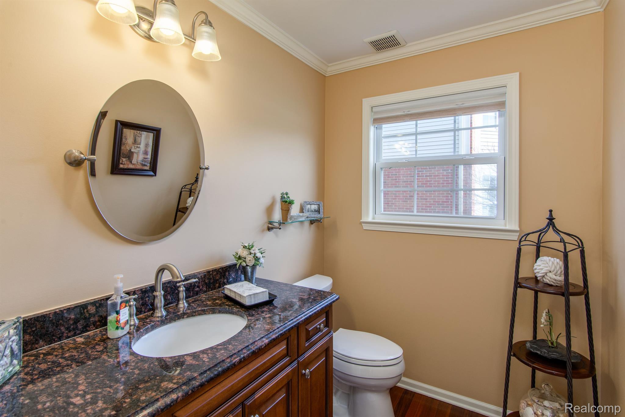 1754 GENOA CIR