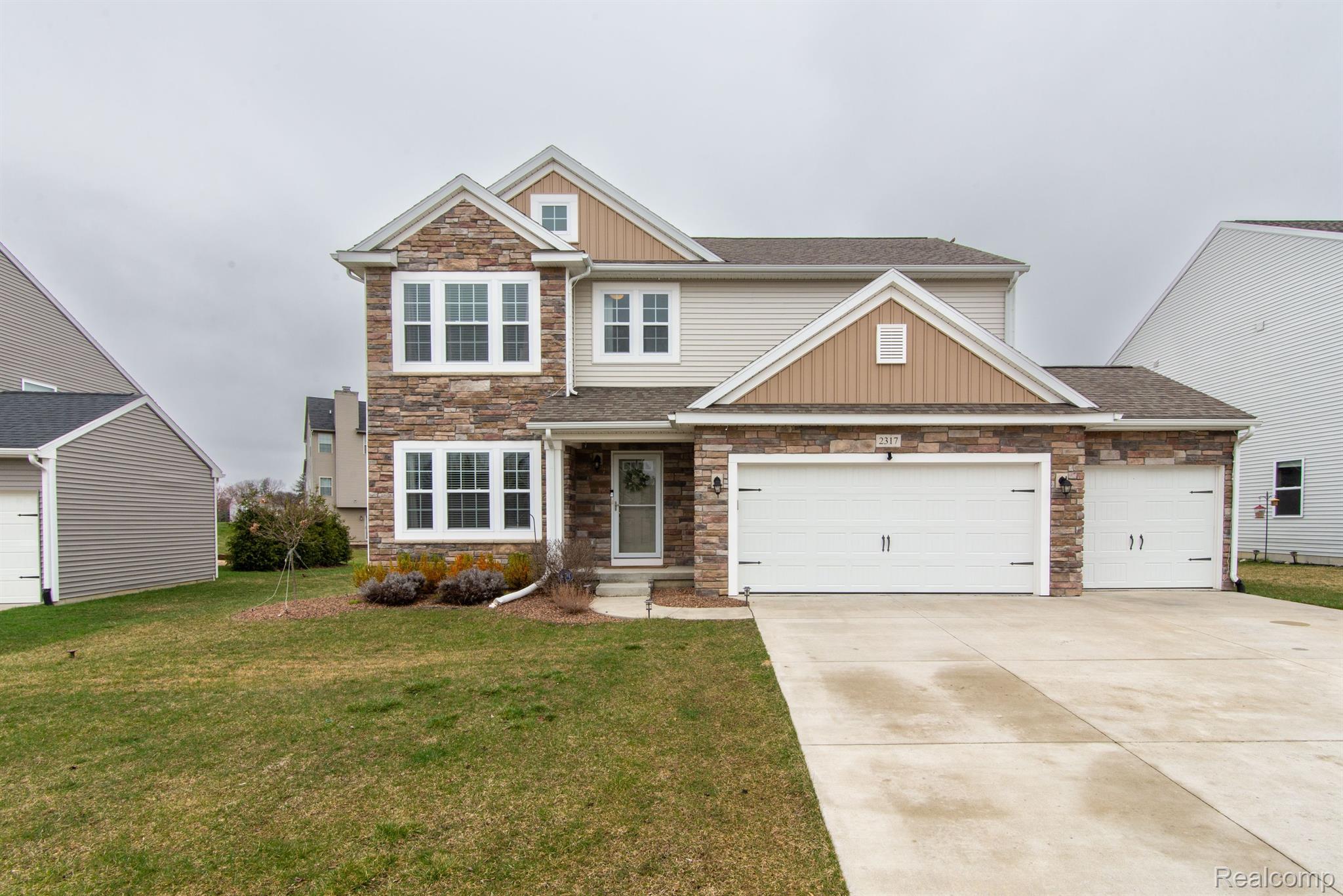 2317 WILLOW LN