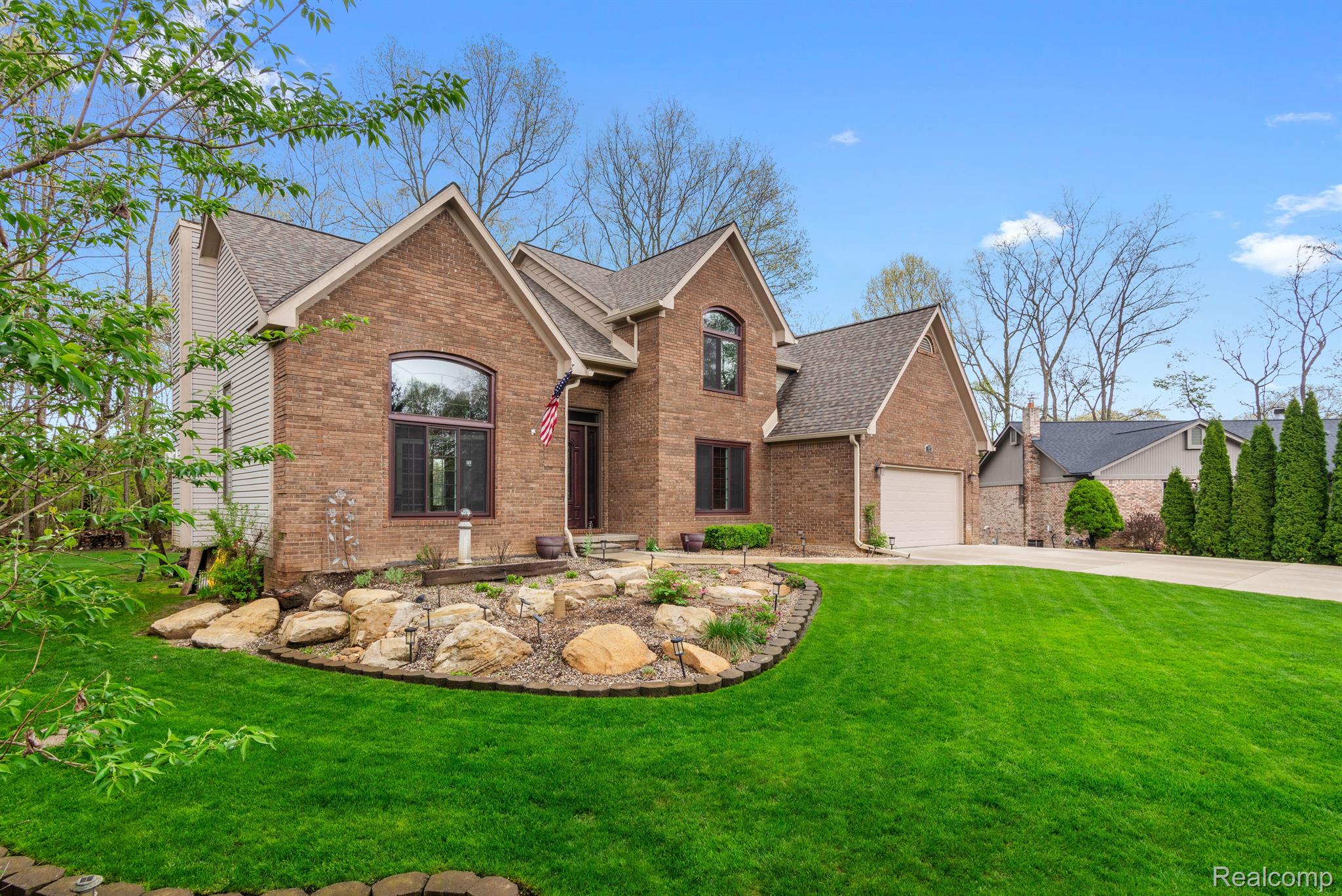 169 WATERVIEW DR