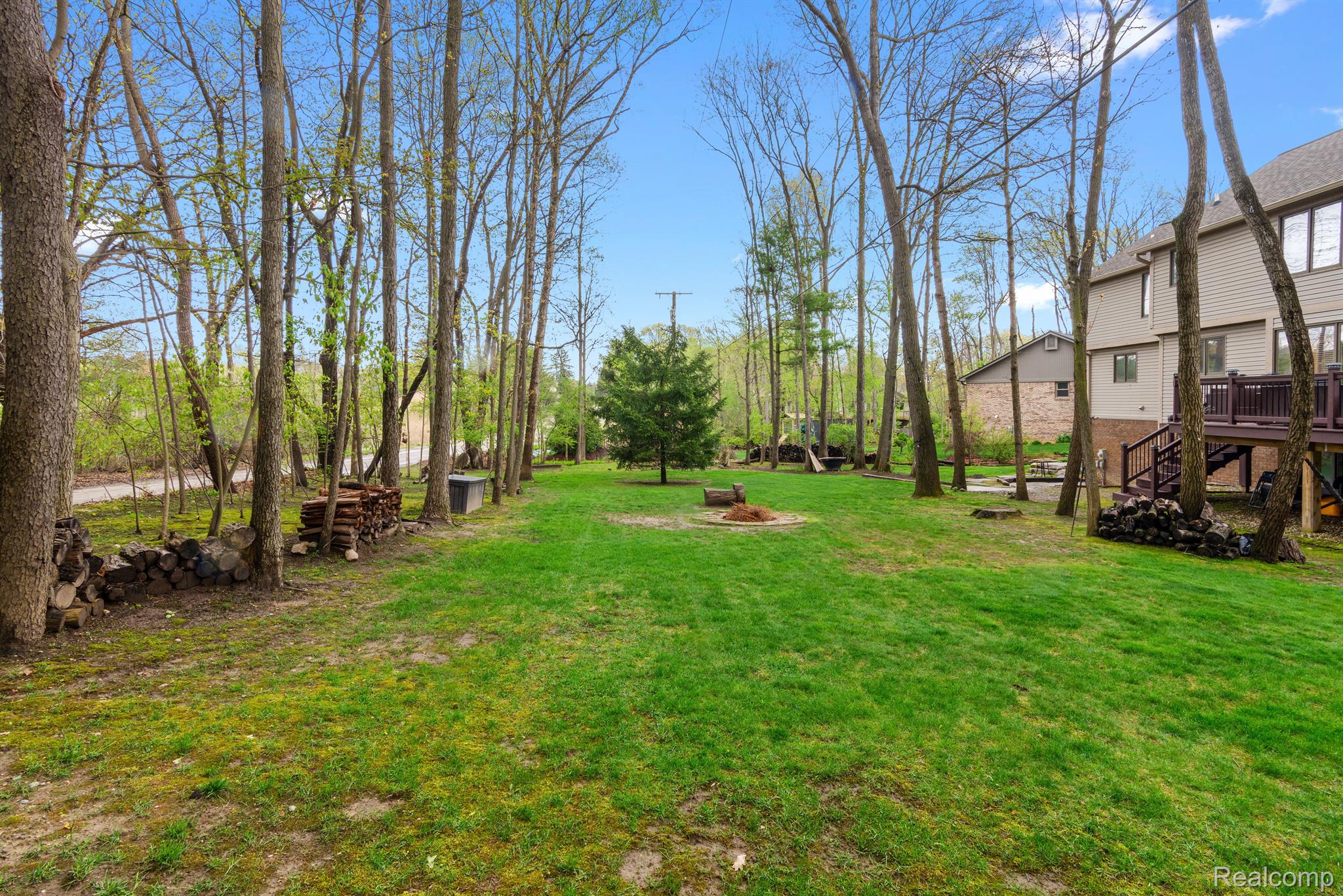 169 WATERVIEW DR