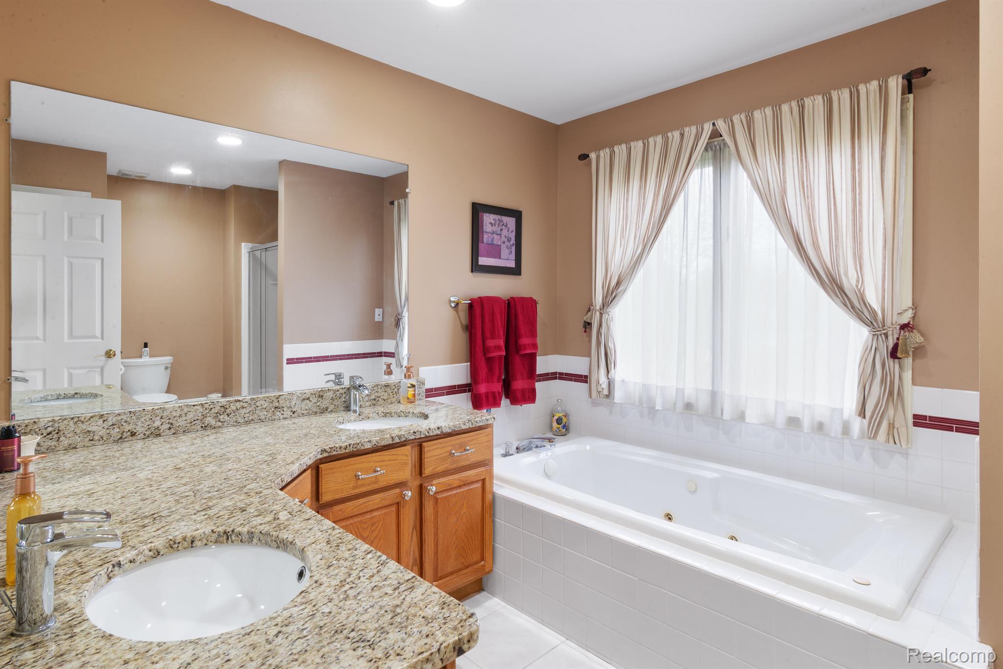 169 WATERVIEW DR