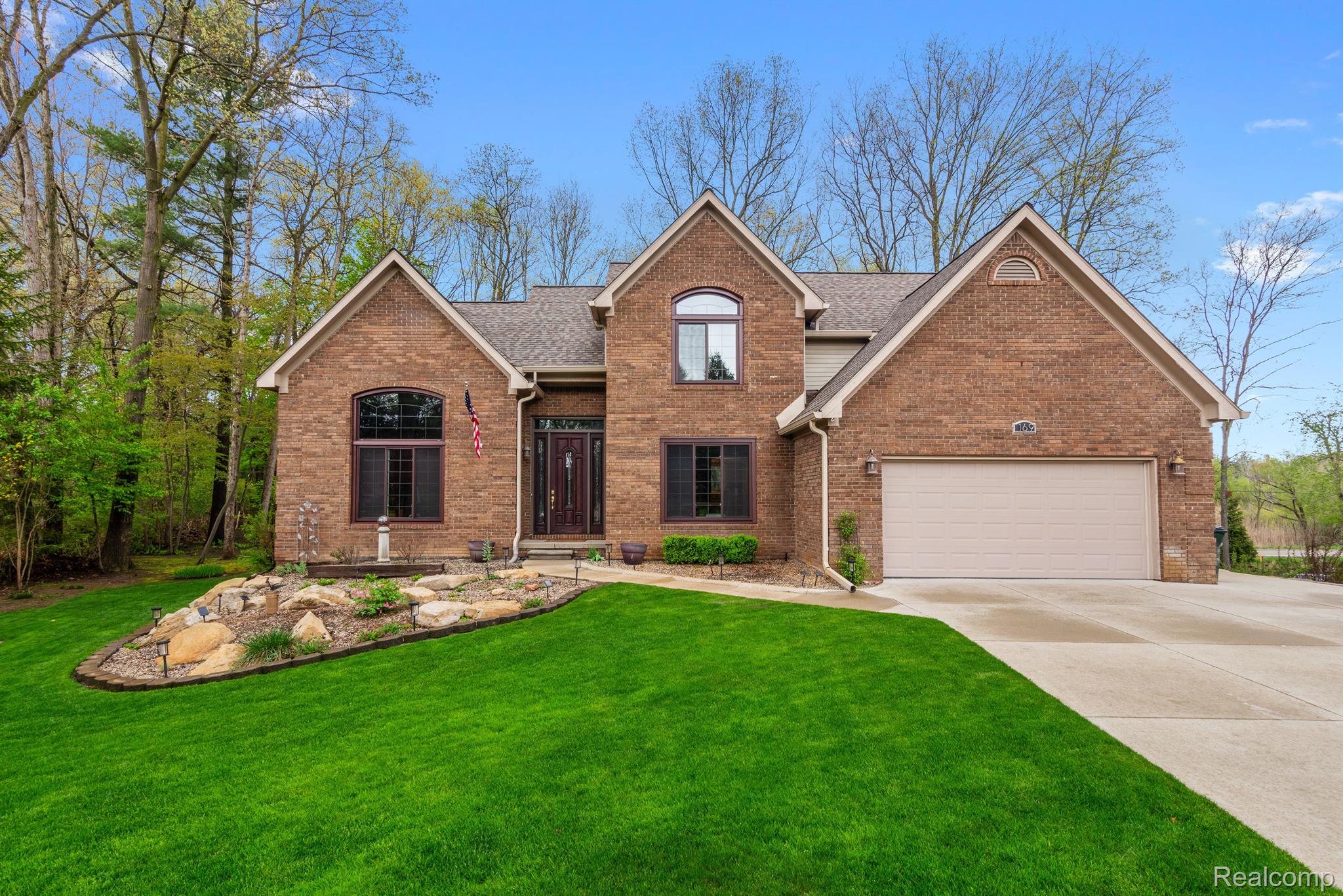 169 WATERVIEW DR