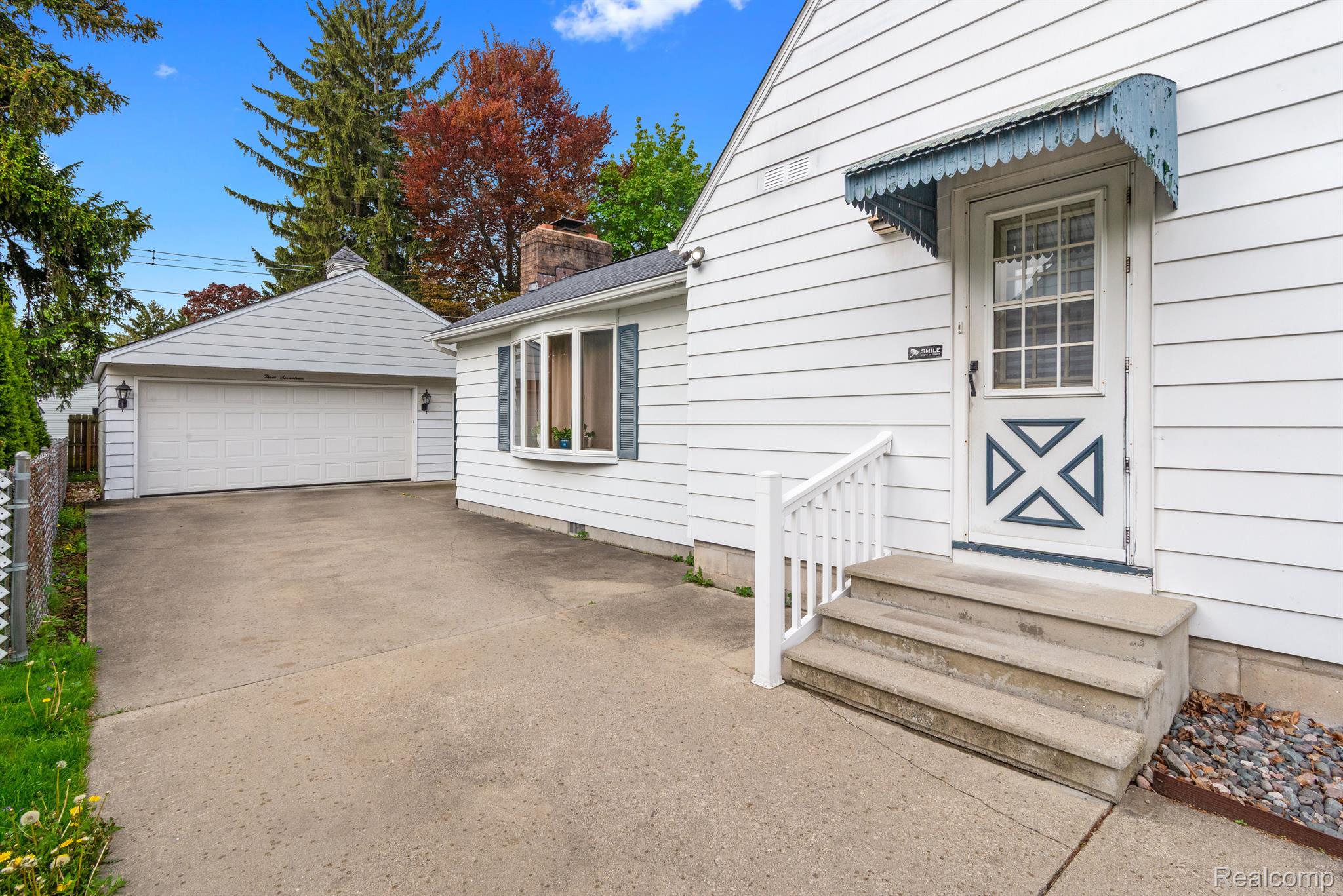 317 HUNTER Street