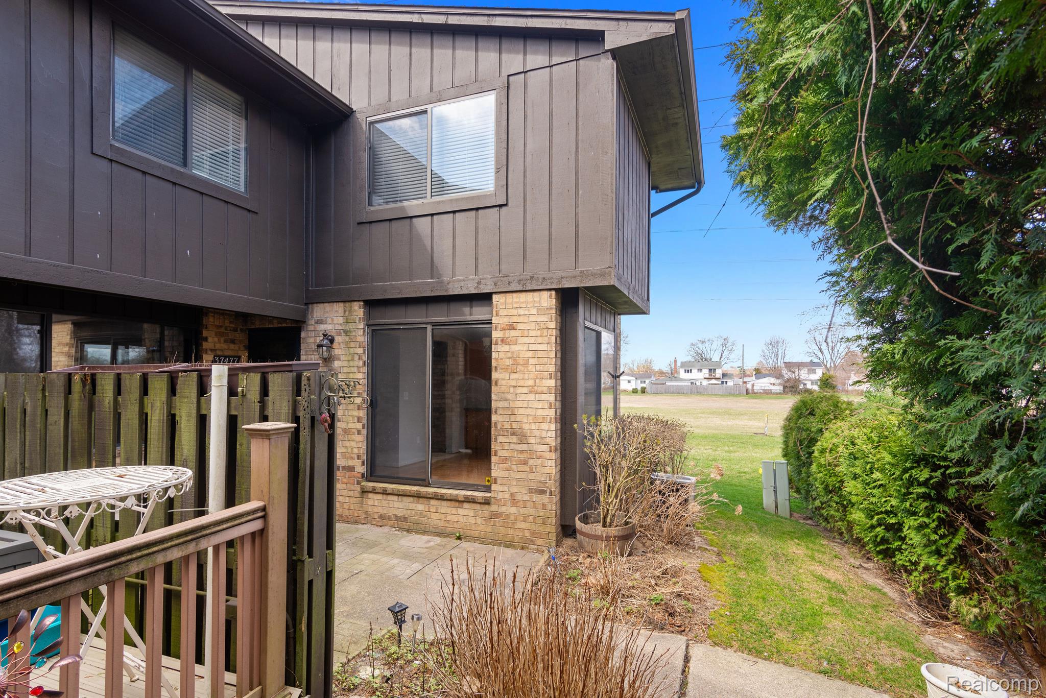 37477 CLUBHOUSE DR 165