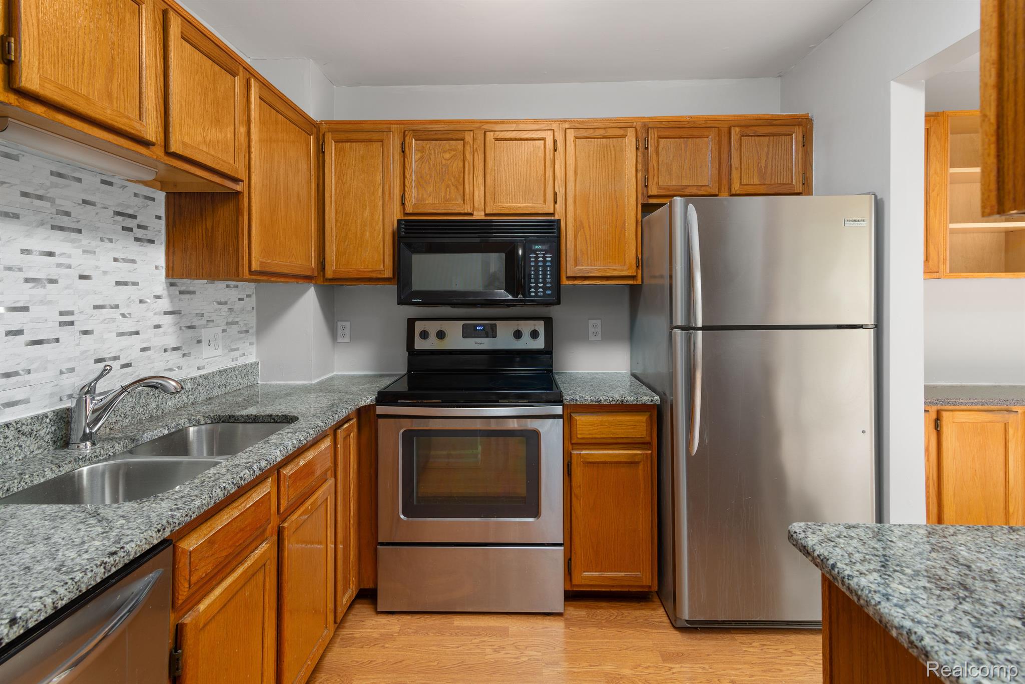37477 CLUBHOUSE DR 165