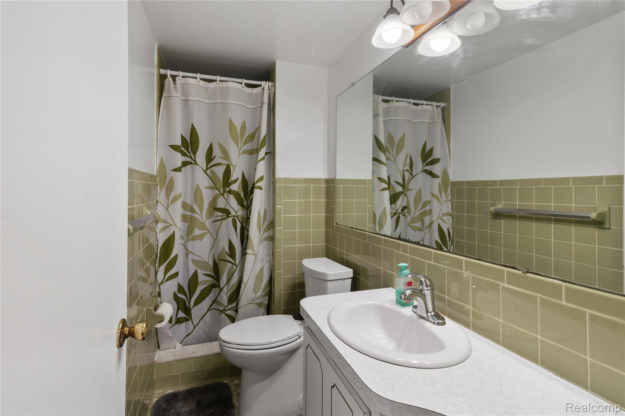 33119 Shelley Lynne Drive