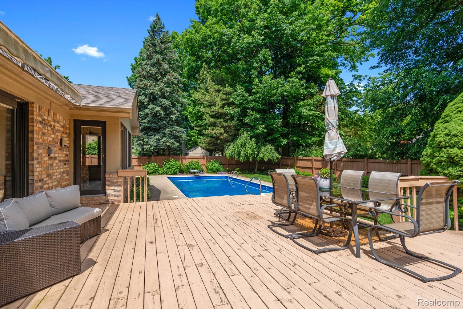 1484 Kings Pointe Road