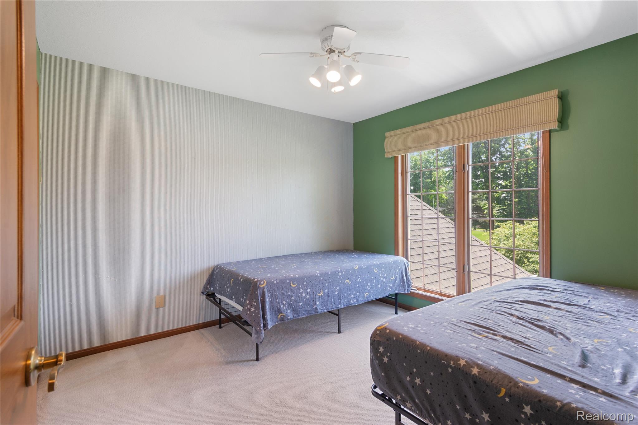 1484 Kings Pointe Road