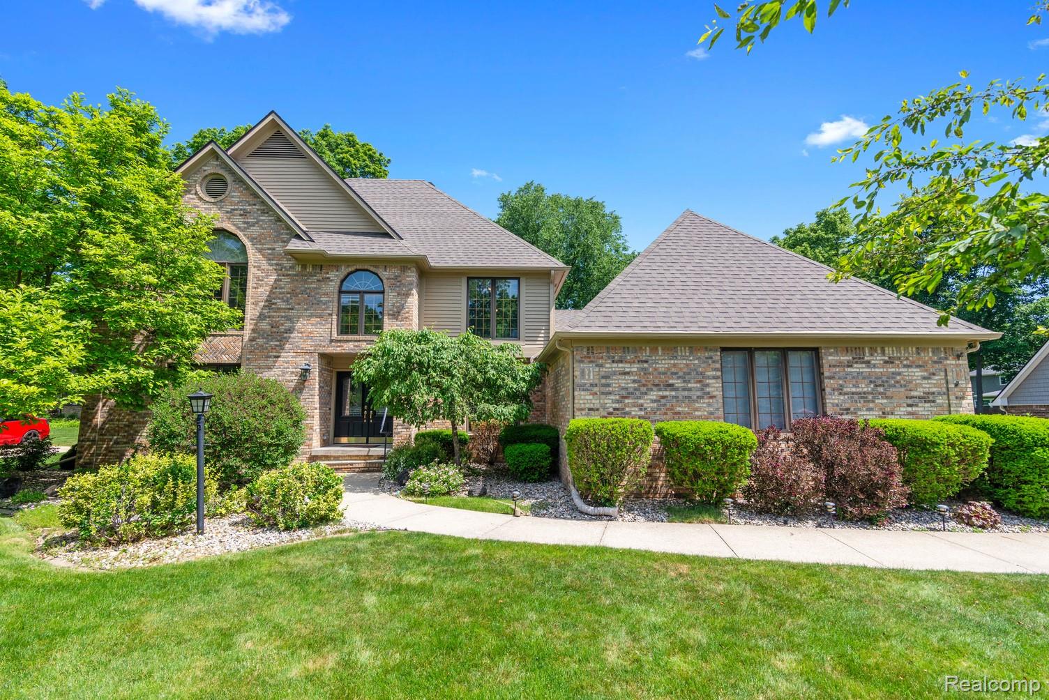 1484 Kings Pointe Road