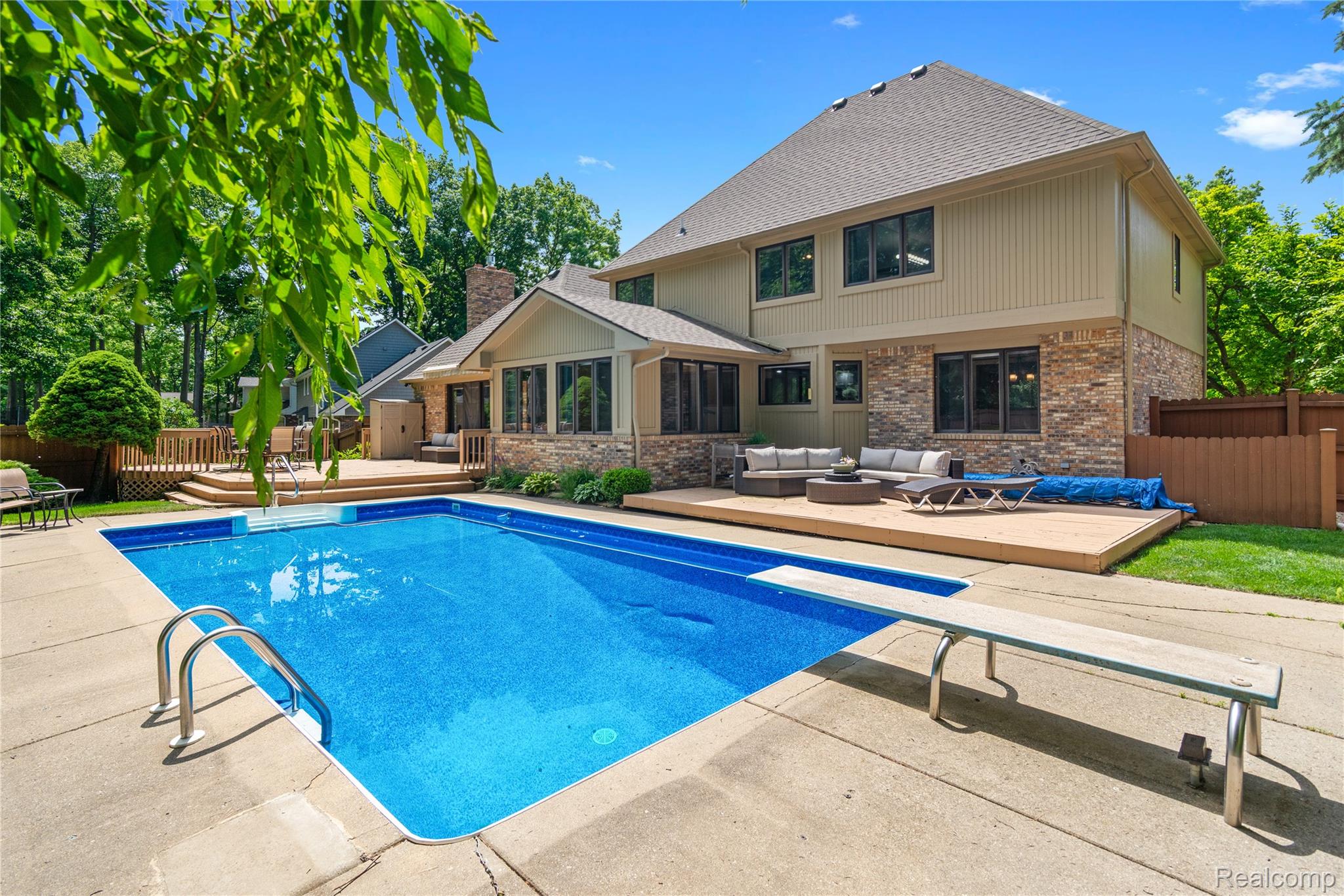 1484 Kings Pointe Road