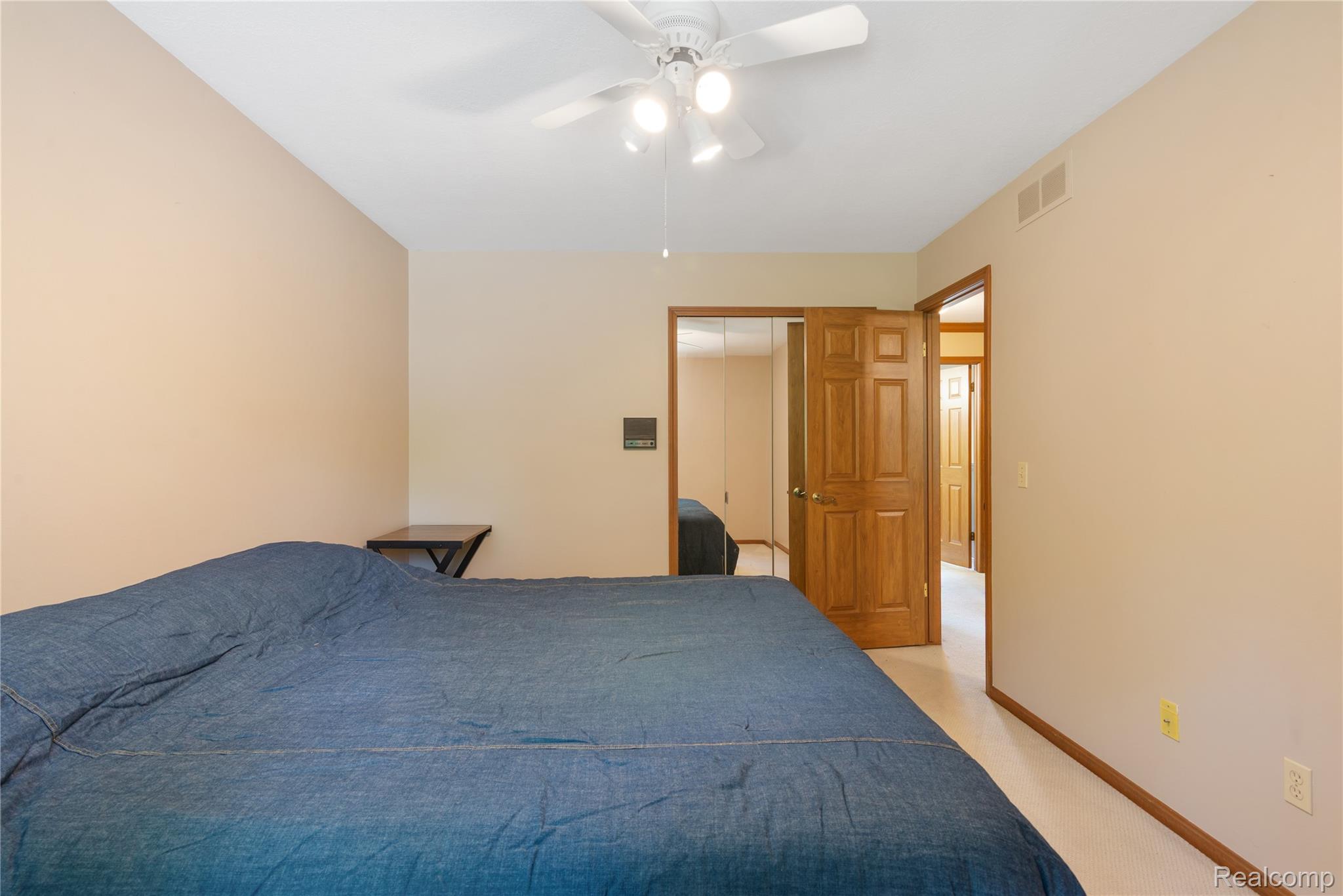 1484 Kings Pointe Road
