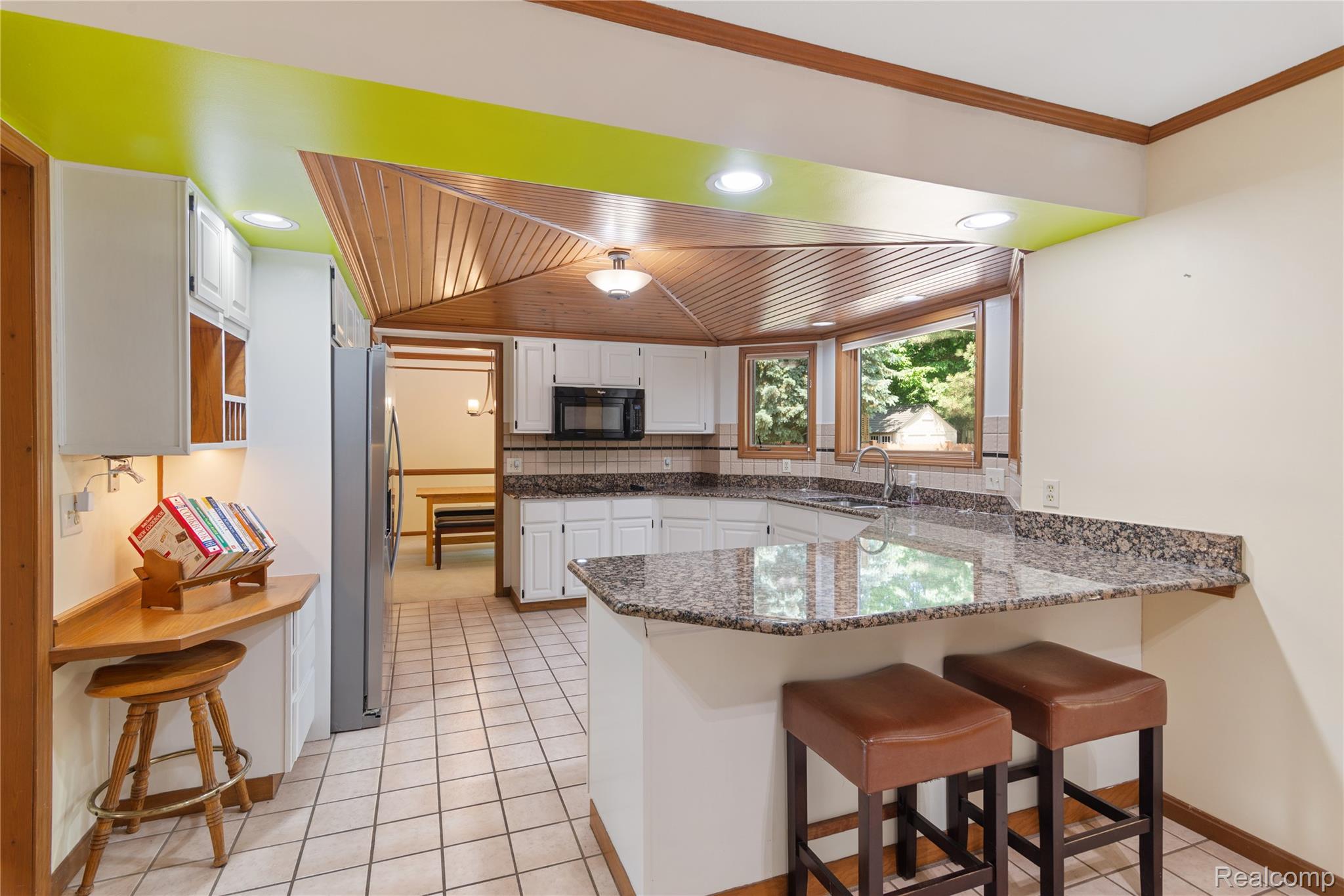 1484 Kings Pointe Road