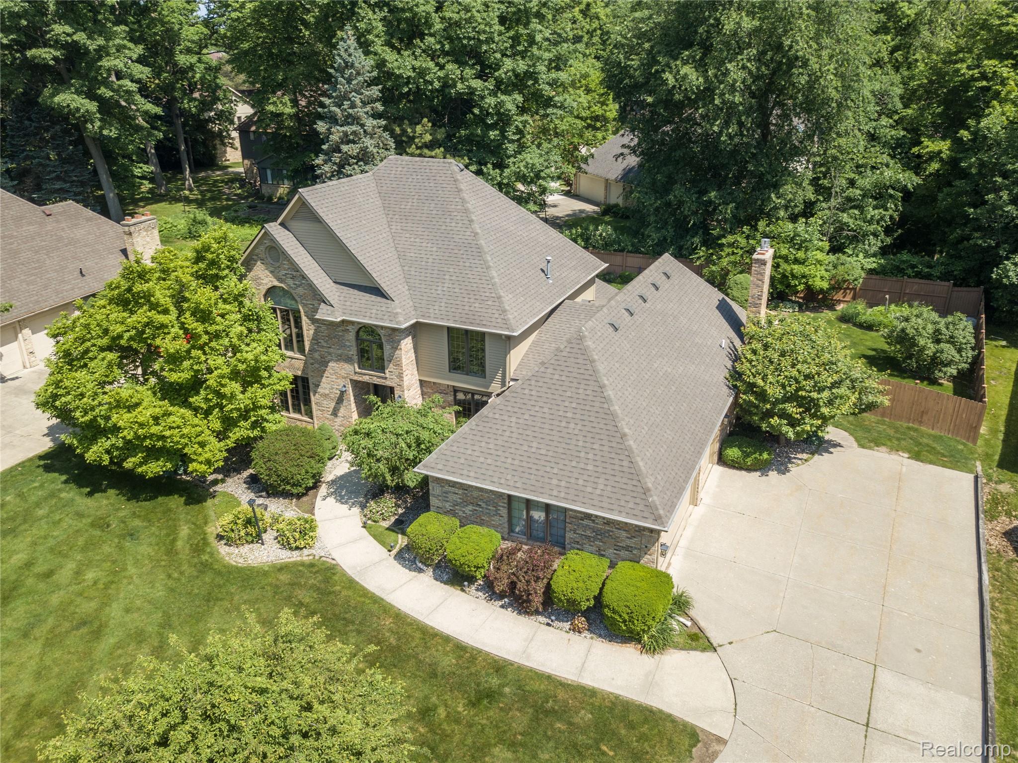 1484 Kings Pointe Road