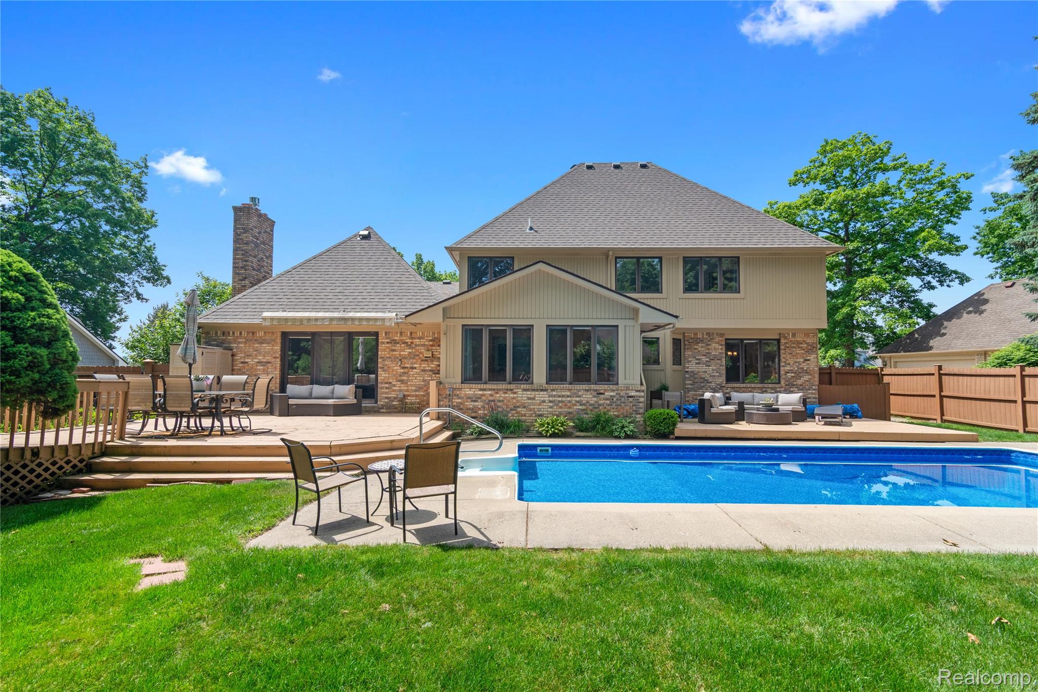 1484 Kings Pointe Road