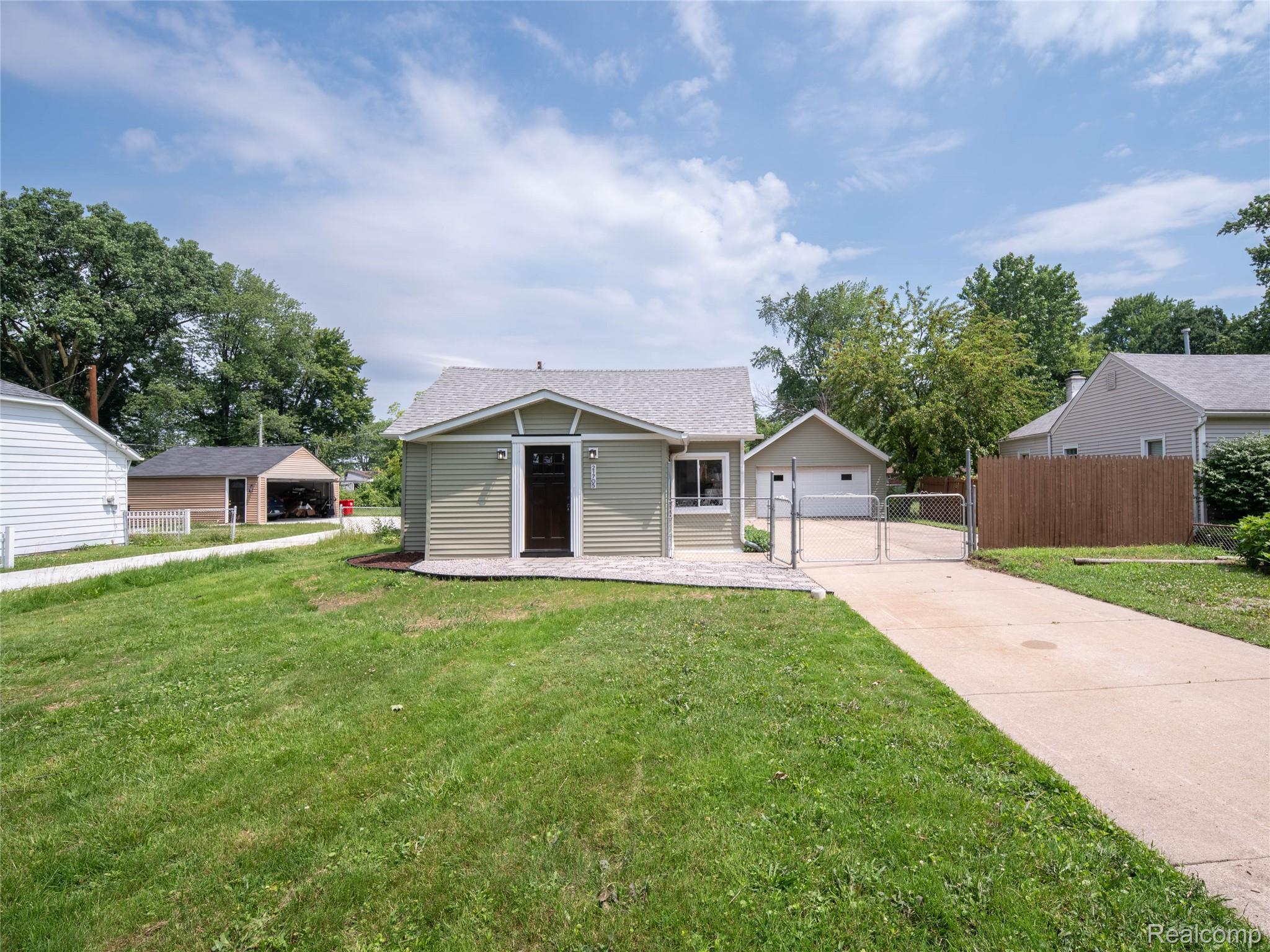 21705 Maxine Street