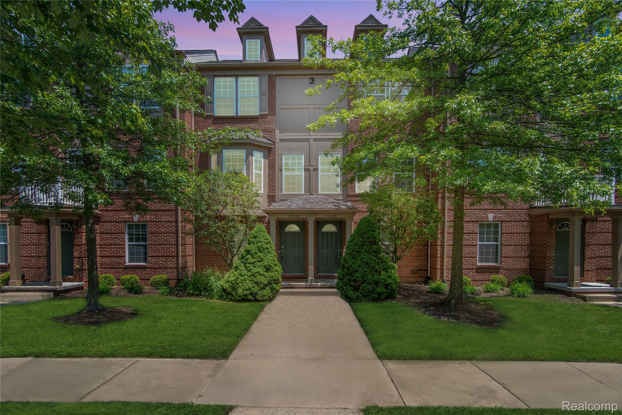 28006 Declaration Road Unit: 11
