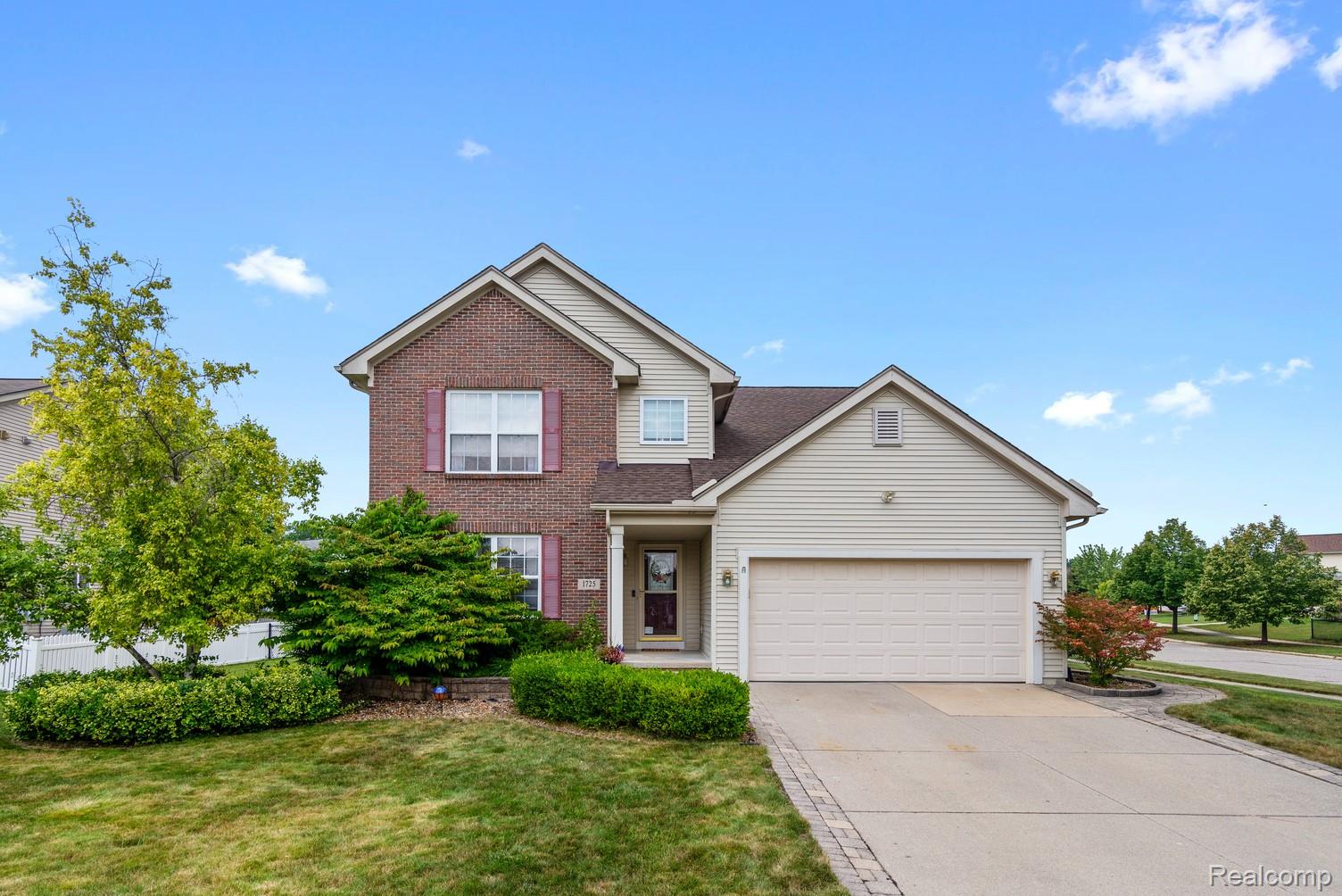 1725 Bridgewater Drive