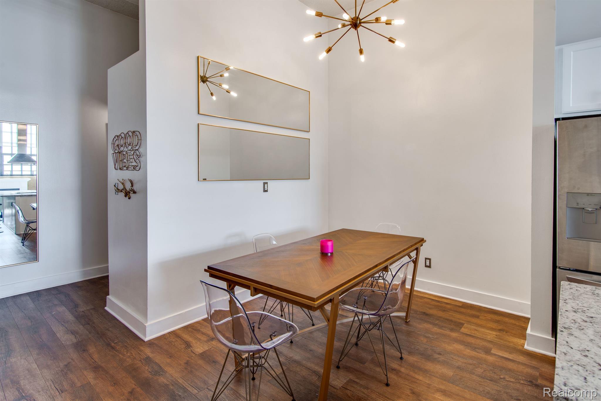 6533 E JEFFERSON Avenue Unit: 601