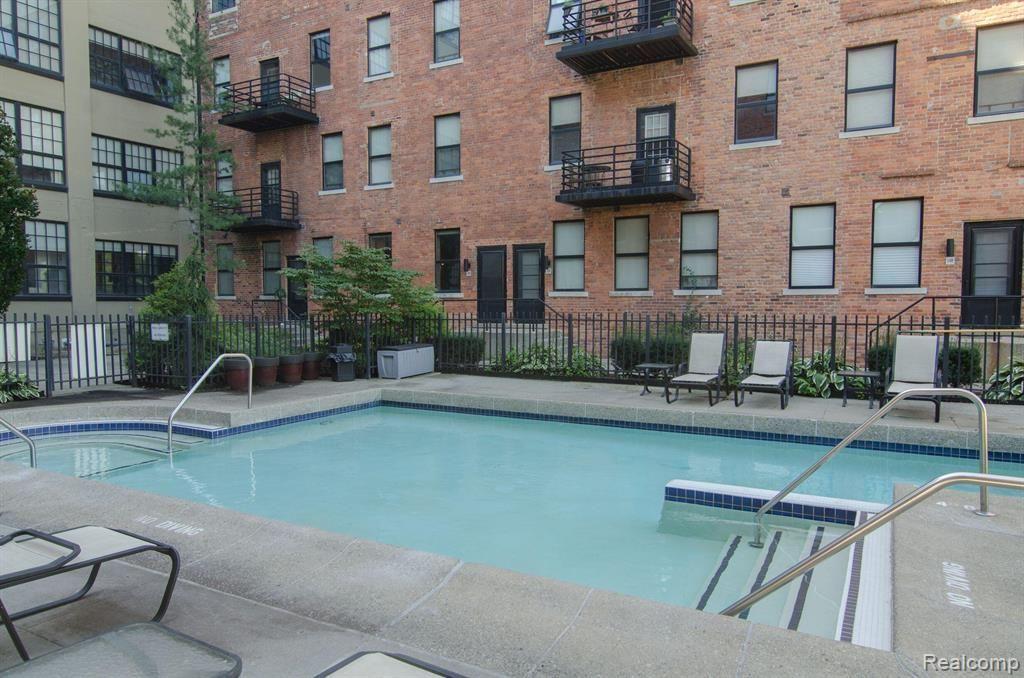 6533 E JEFFERSON Avenue Unit: 601