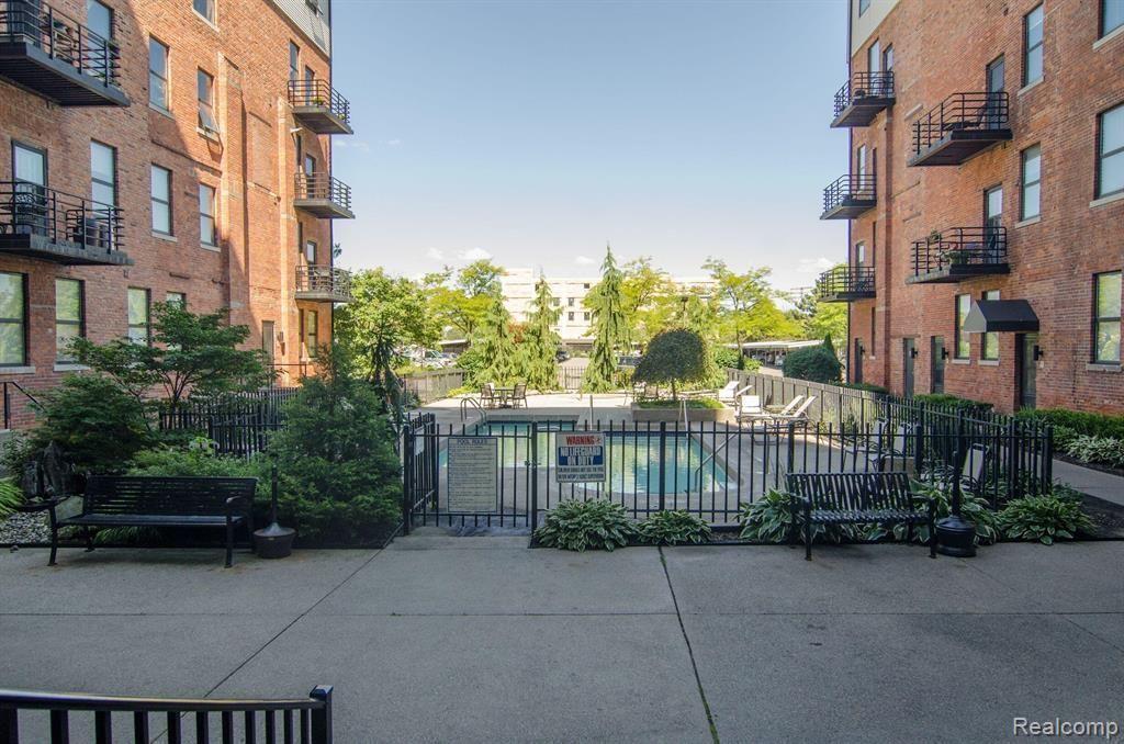 6533 E JEFFERSON Avenue Unit: 601