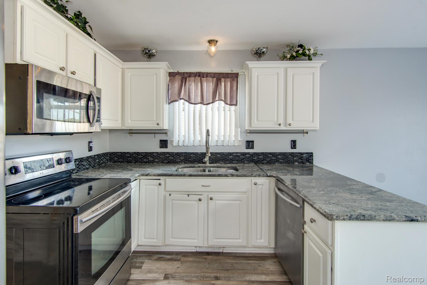 32912 Sand Piper Drive
