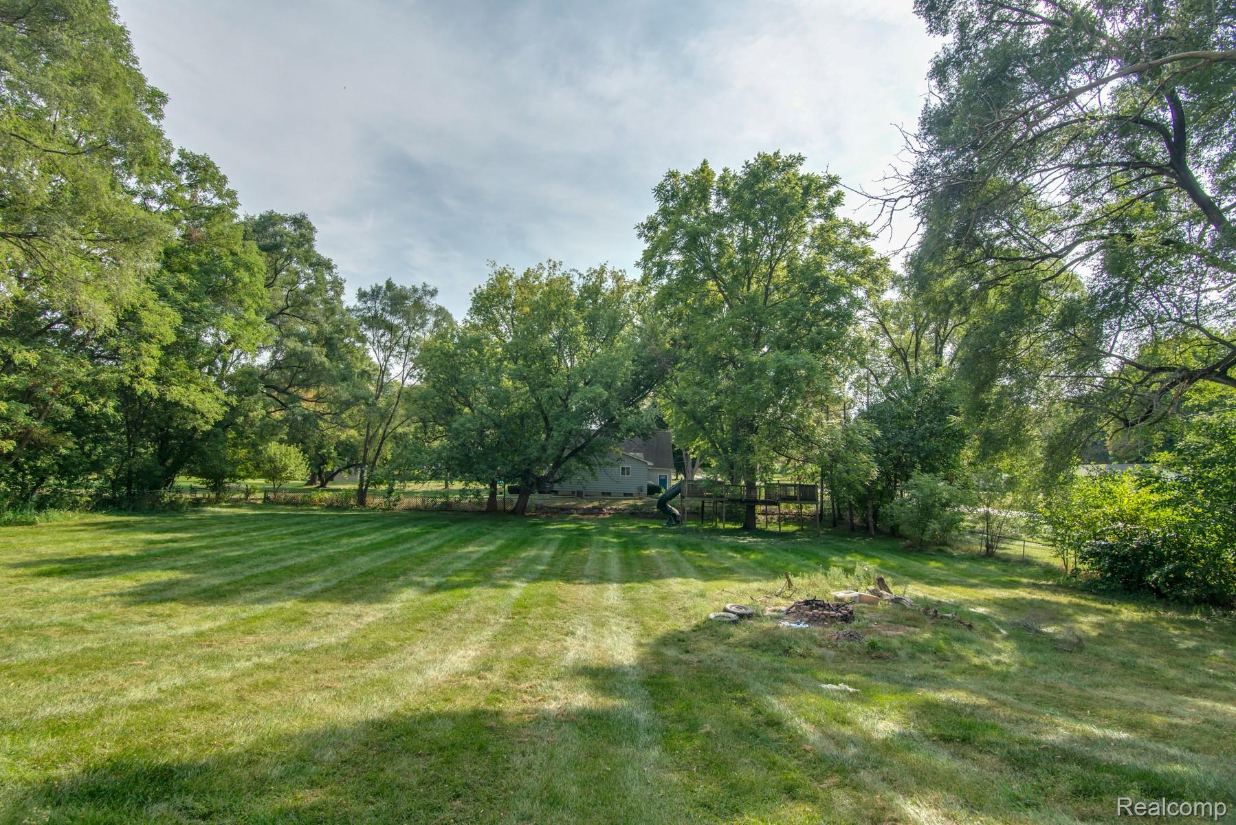 1515 W Frances Road