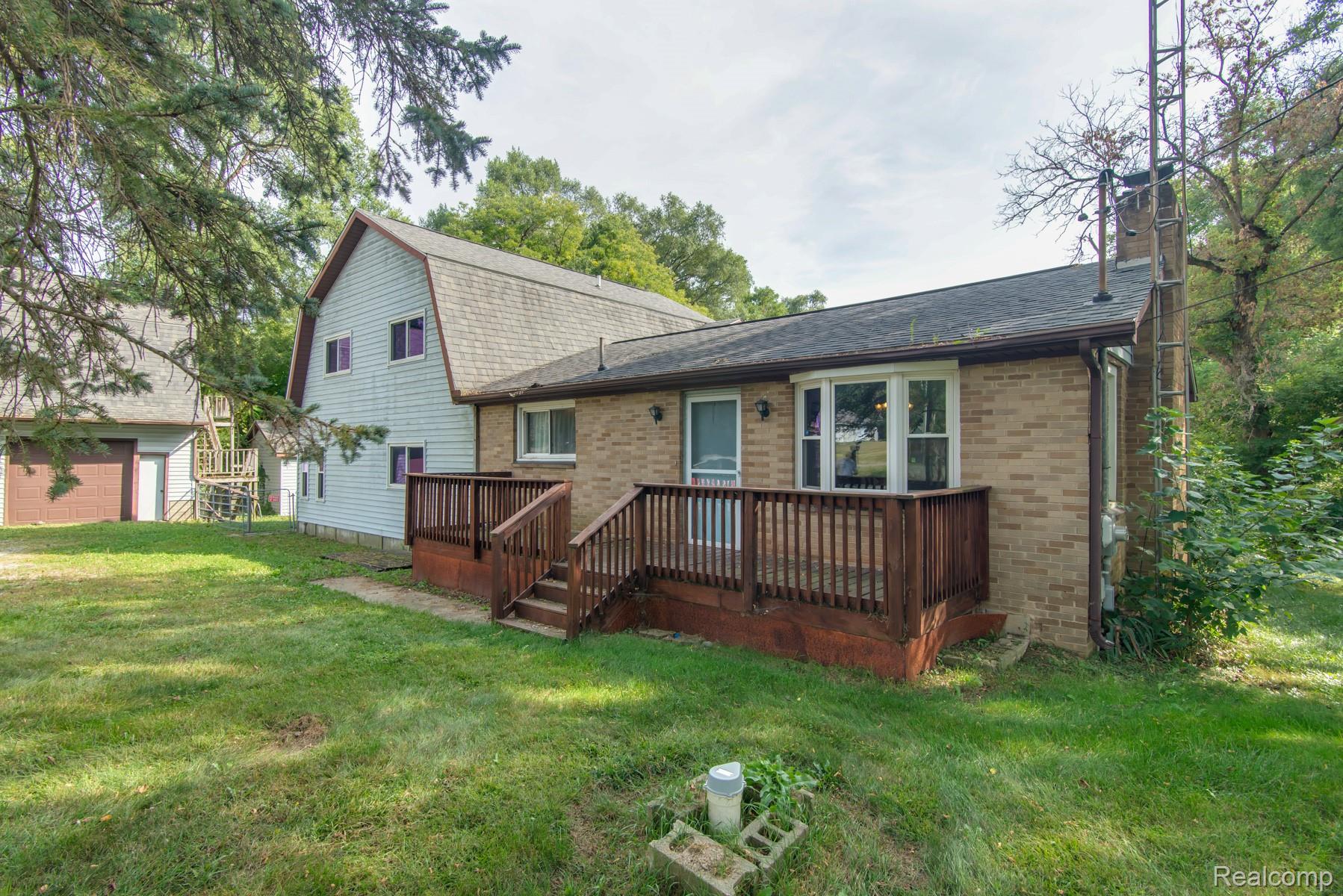 1515 W Frances Road
