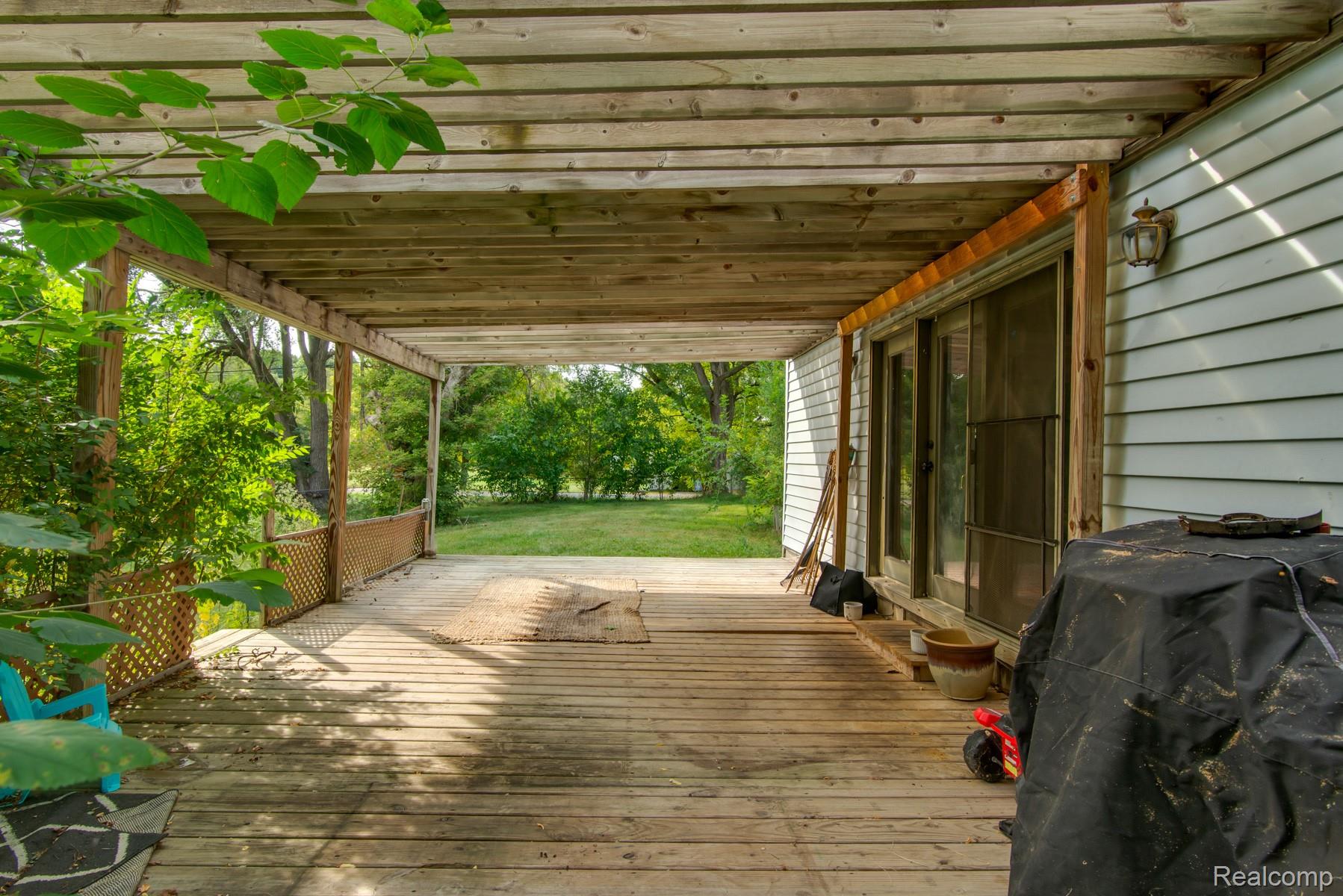 1515 W Frances Road