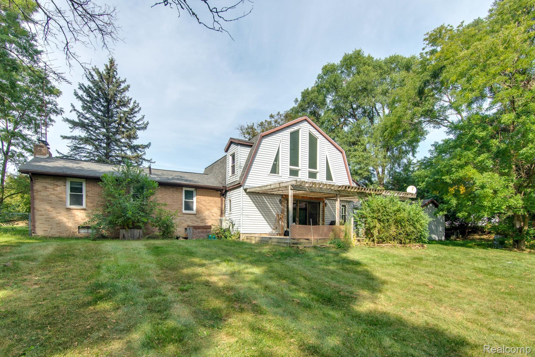 1515 W Frances Road