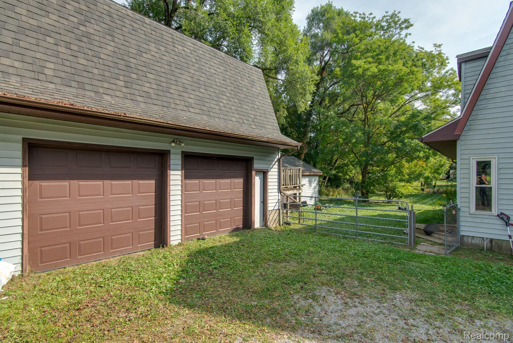 1515 W Frances Road