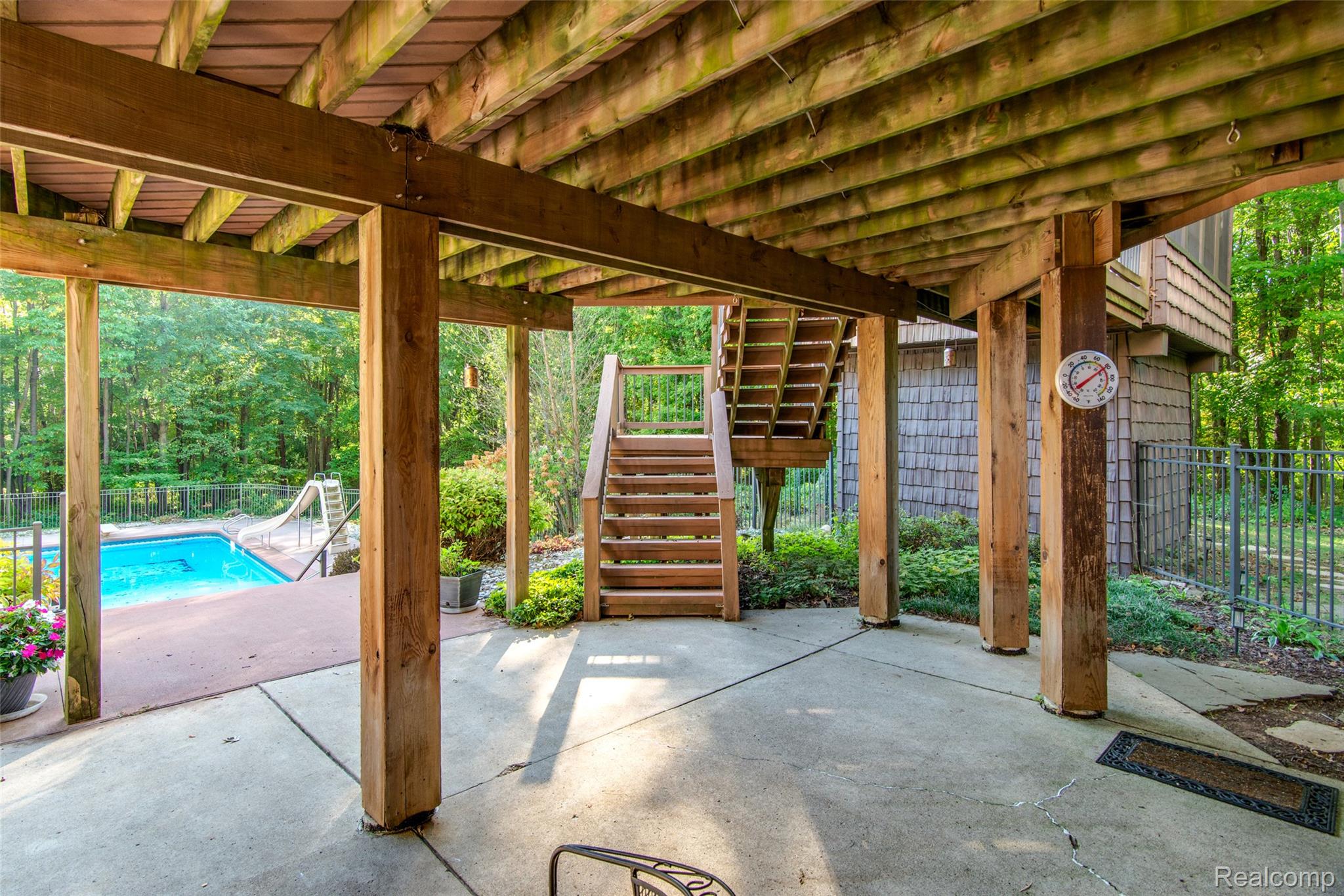 5090 Stone Oak Drive