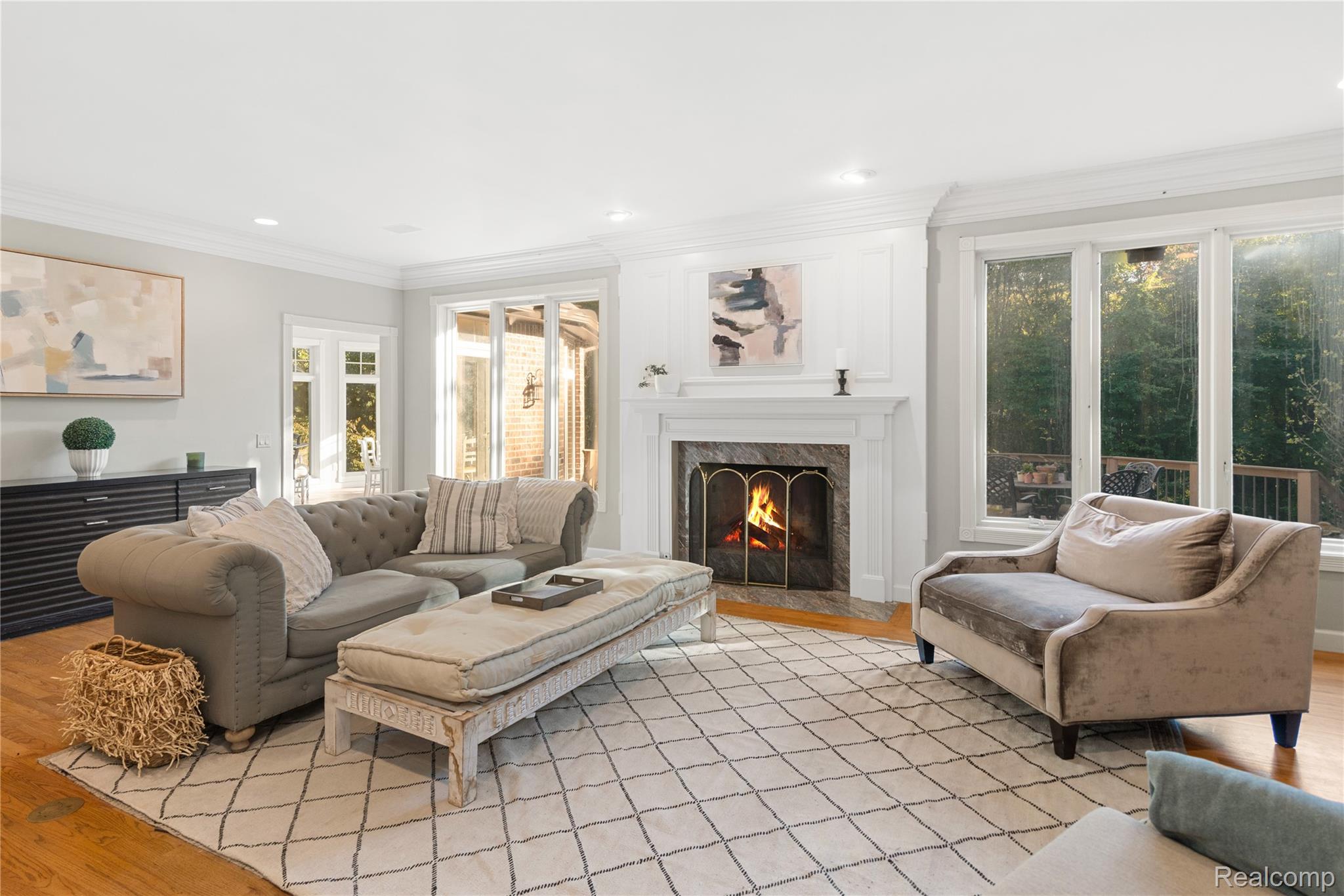 5090 Stone Oak Drive