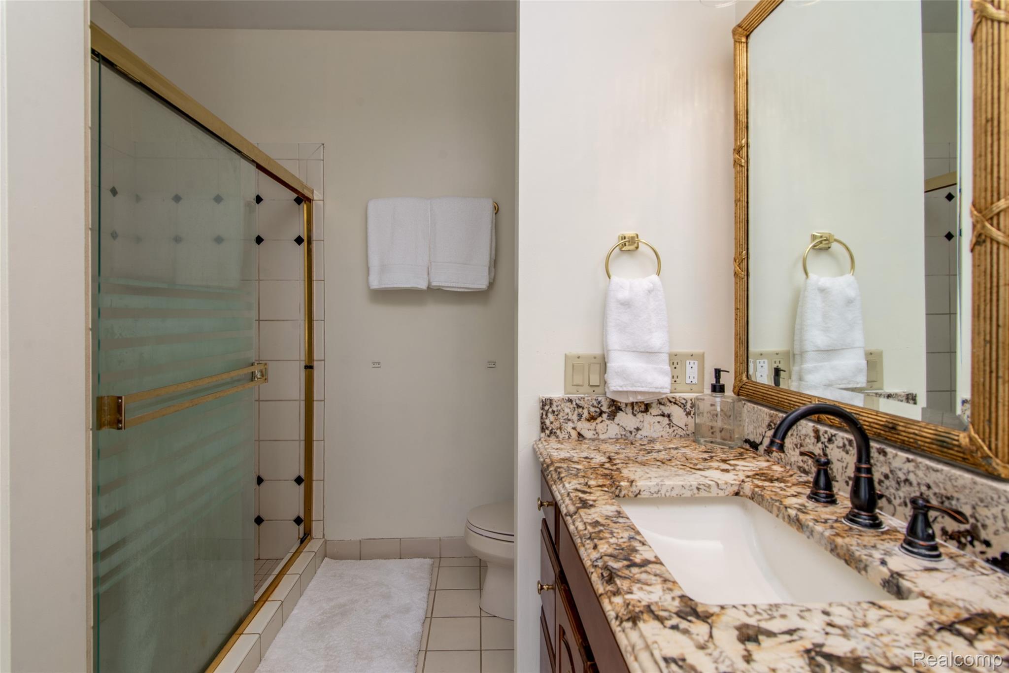 5090 Stone Oak Drive