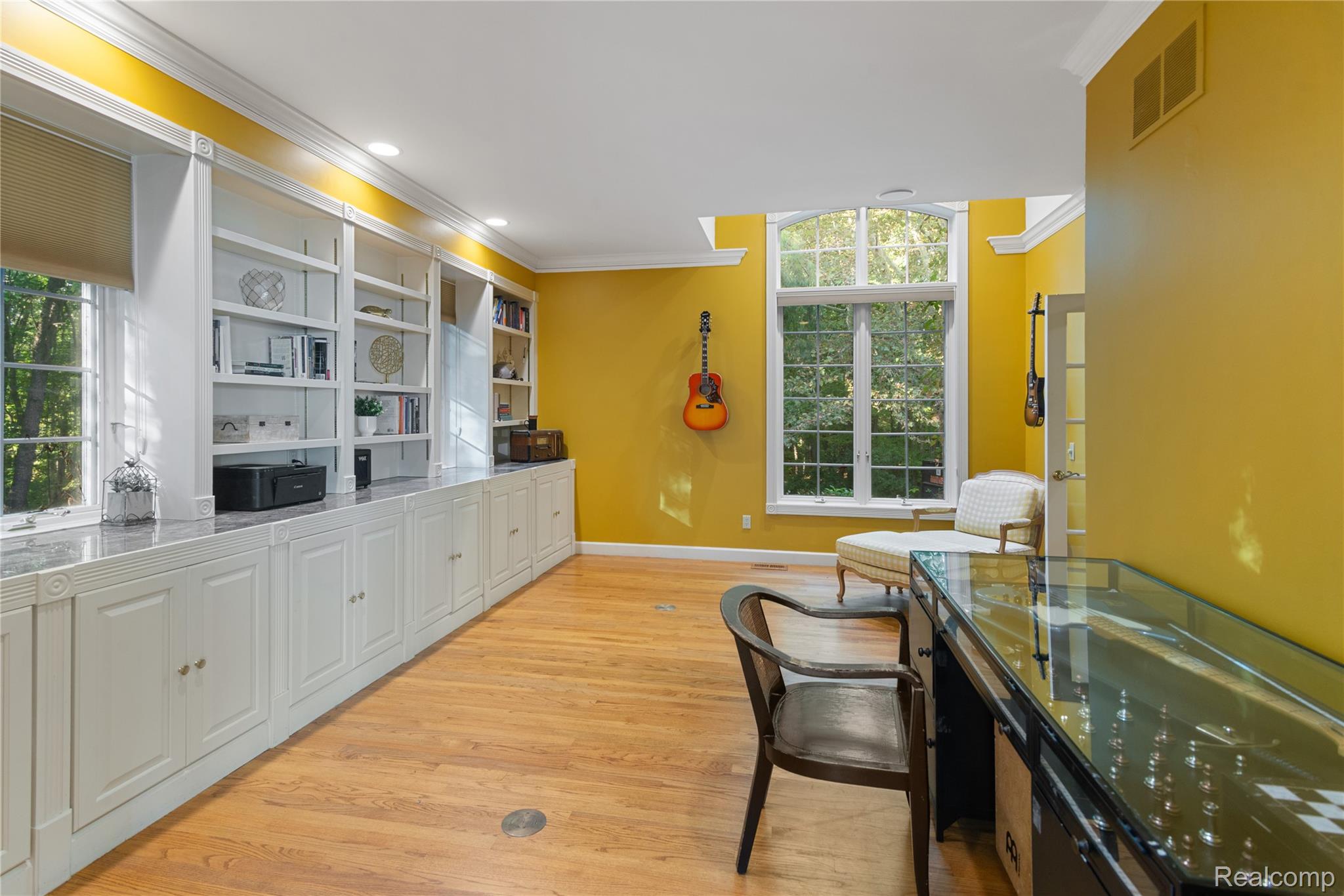 5090 Stone Oak Drive