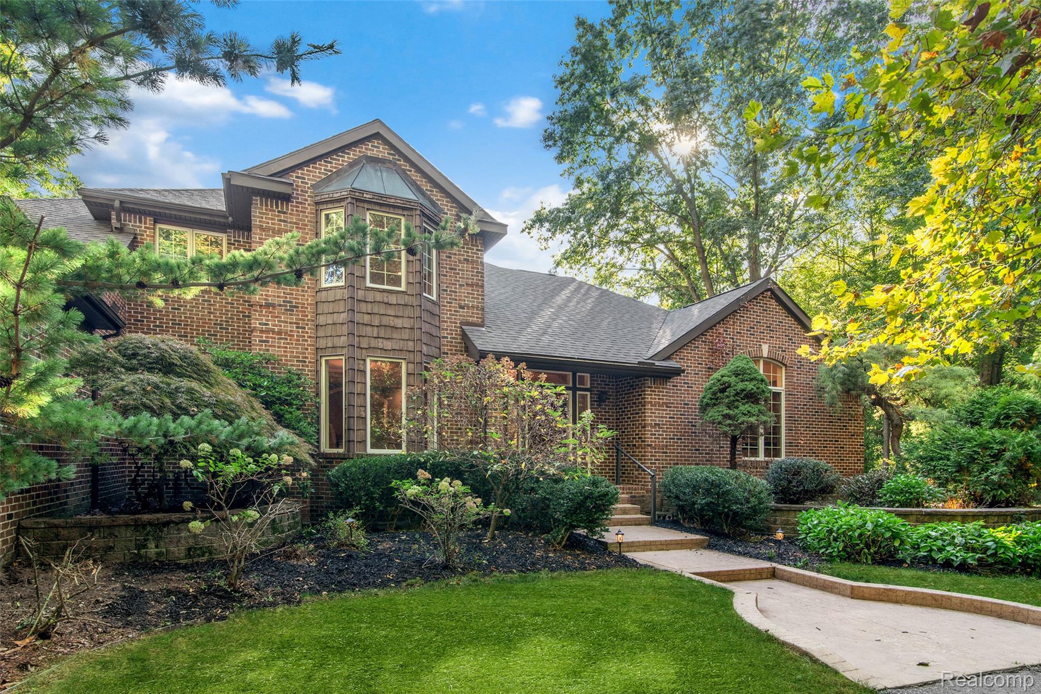 5090 Stone Oak Drive