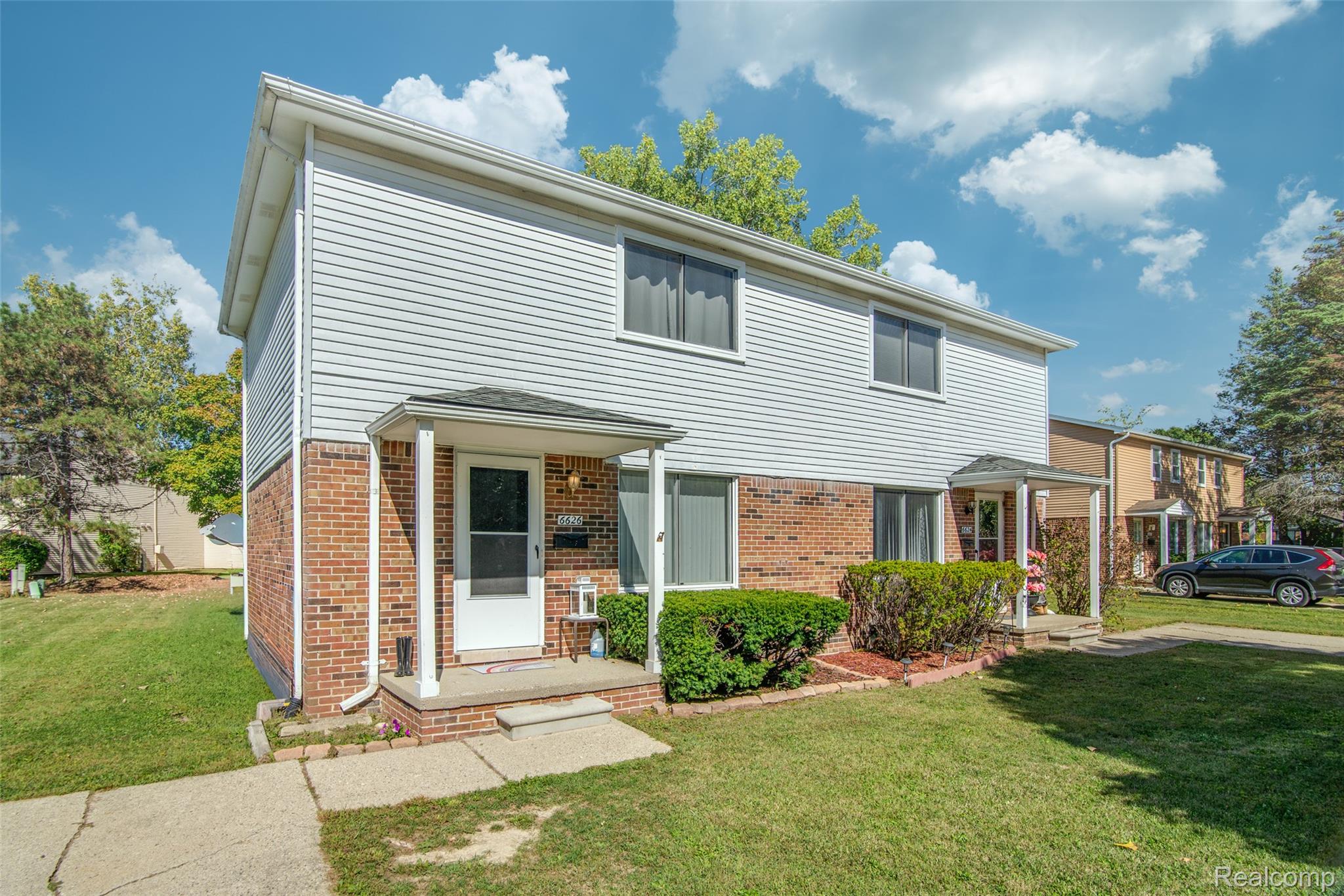 6626 Ardsley Court