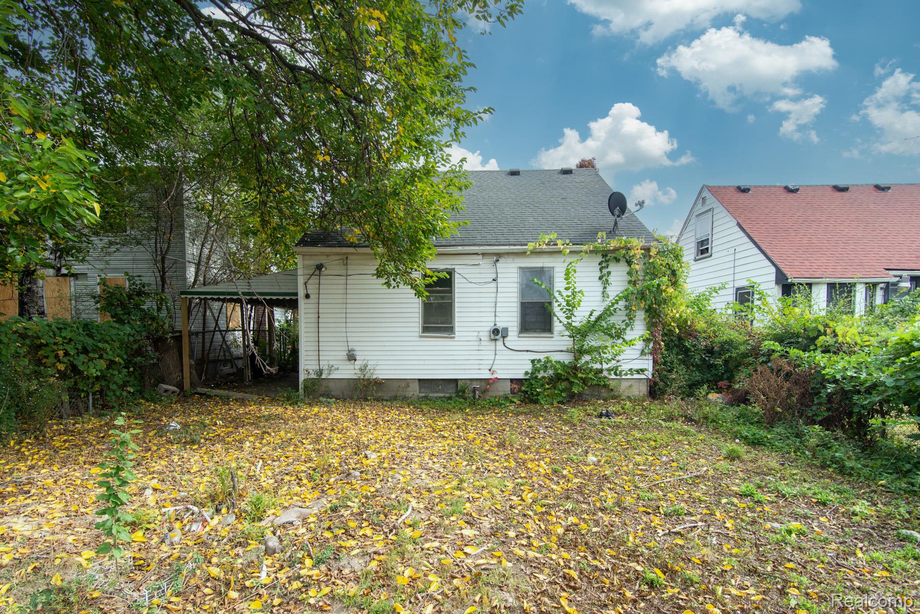 326 Eastlawn Street